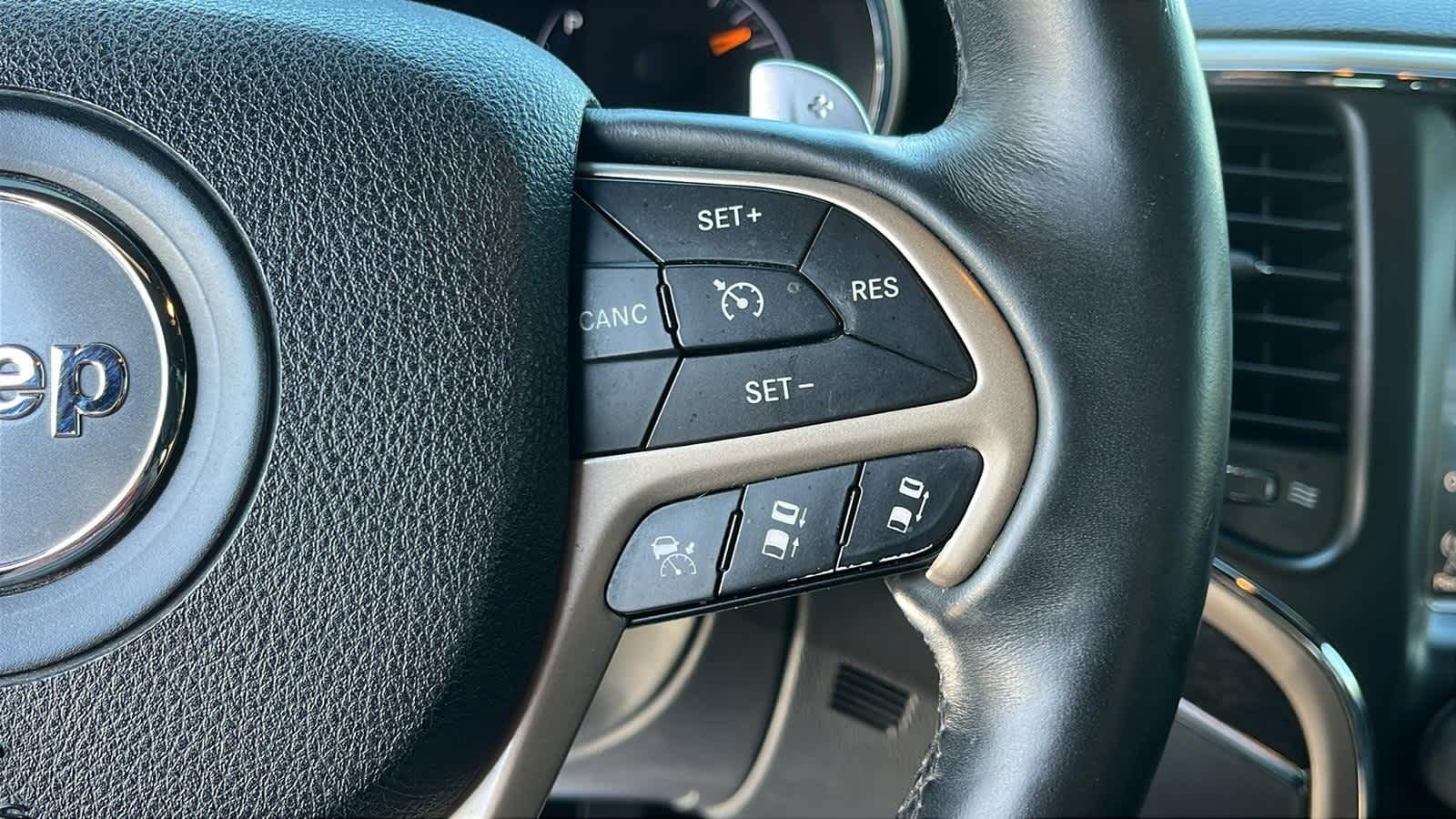 used 2014 Jeep Grand Cherokee car, priced at $10,956