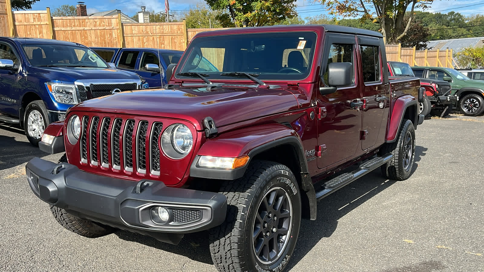 used 2021 Jeep Gladiator car, priced at $31,470