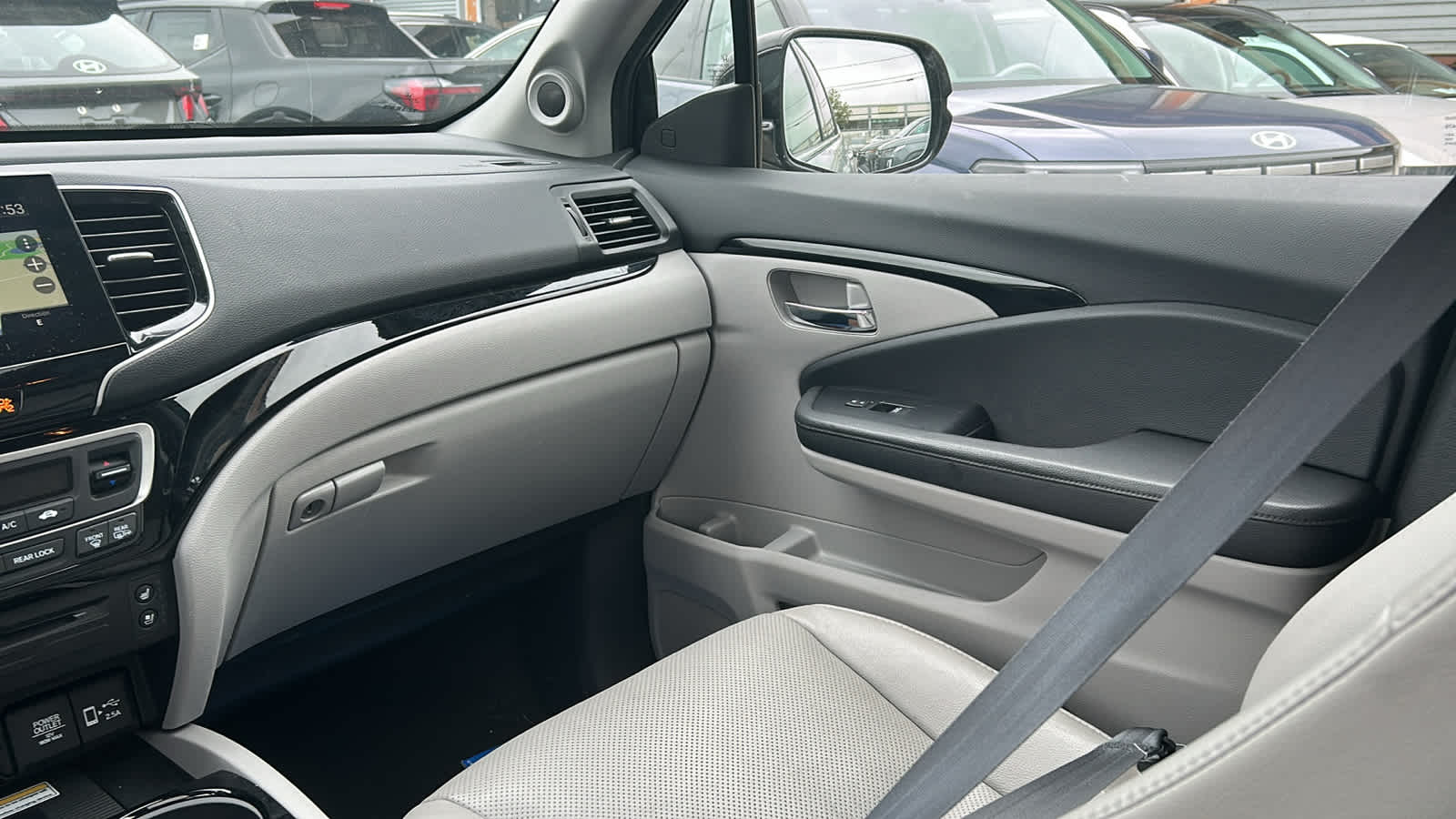 used 2019 Honda Pilot car, priced at $28,904