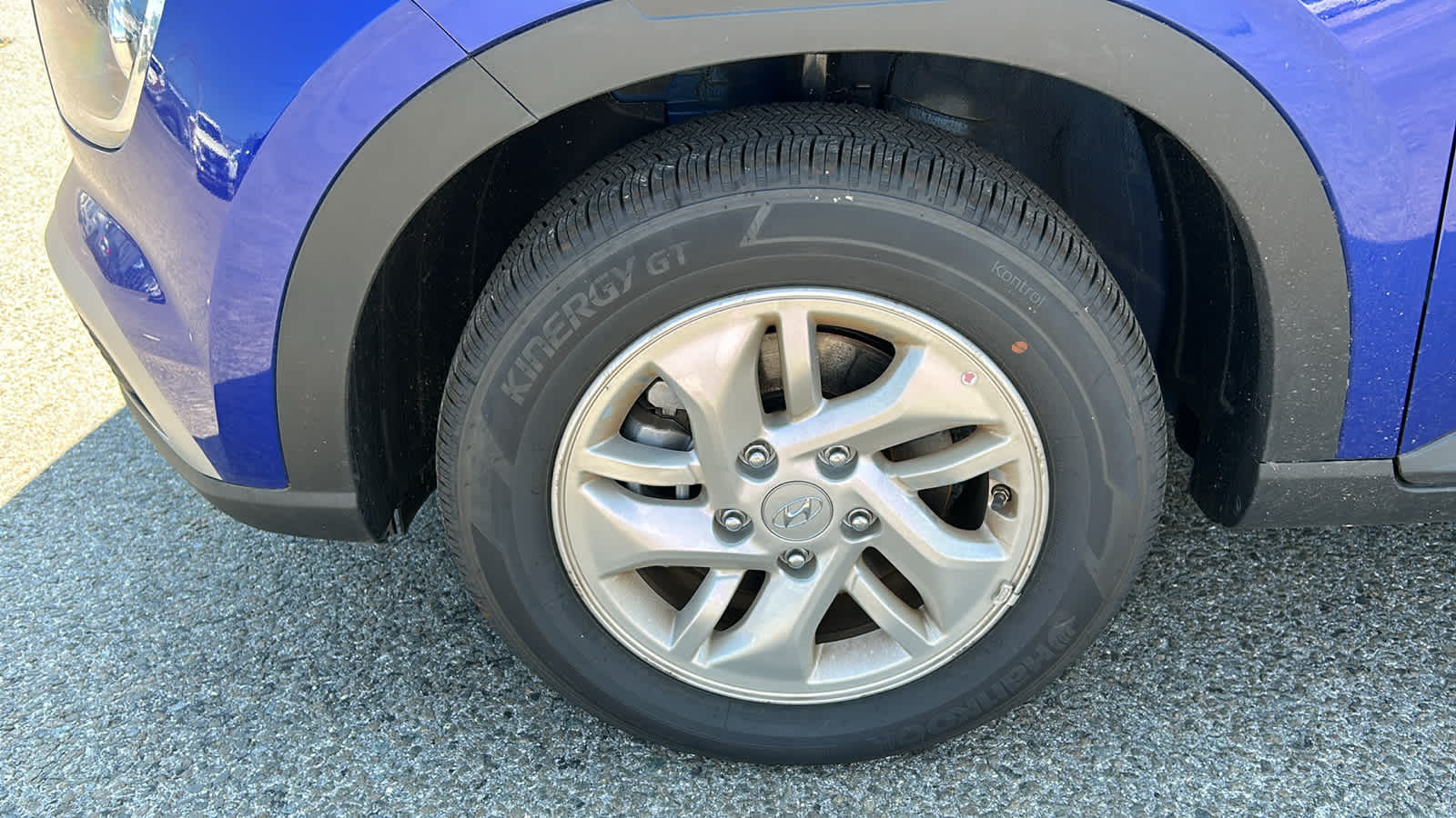 used 2025 Hyundai Venue car, priced at $20,803