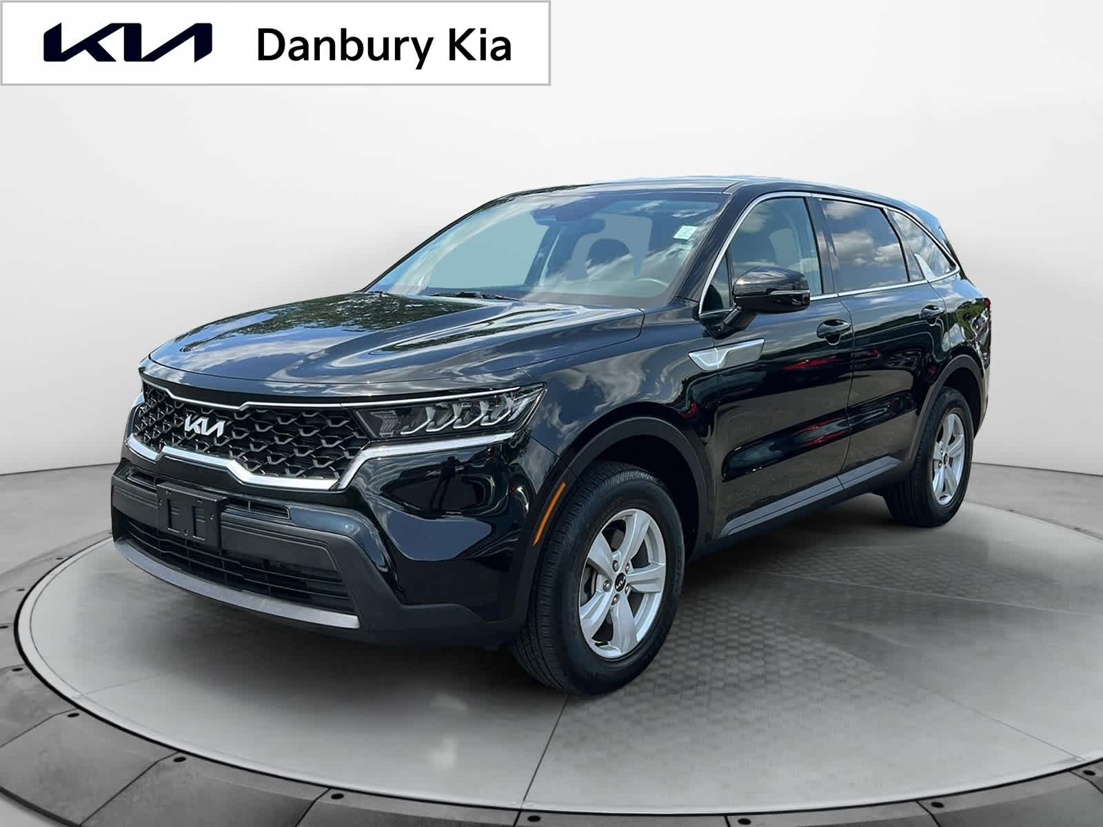 used 2022 Kia Sorento car, priced at $26,983