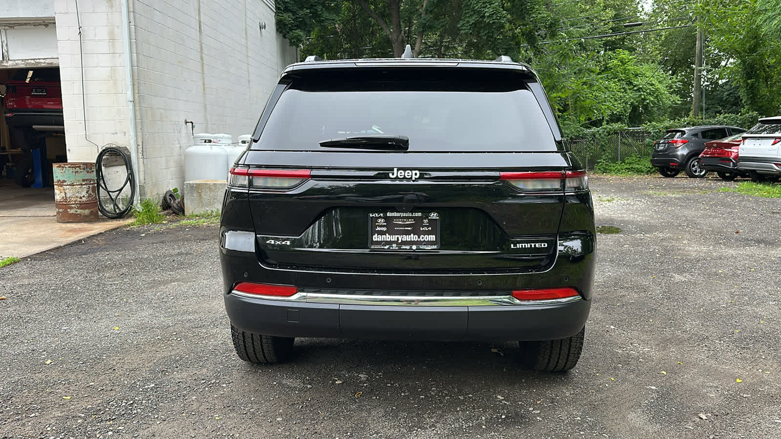 used 2024 Jeep Grand Cherokee car, priced at $38,807