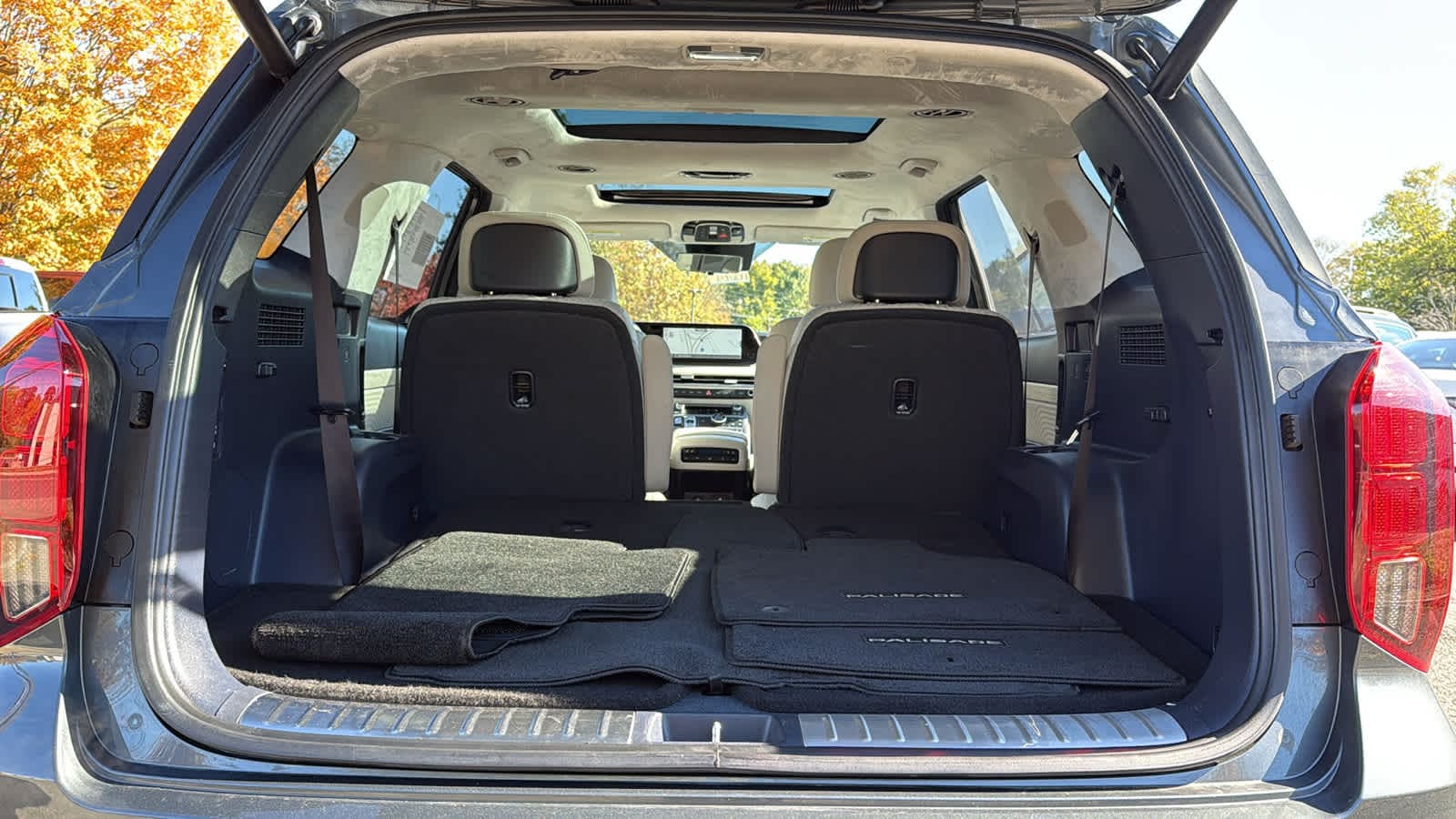 used 2023 Hyundai Palisade car, priced at $40,447