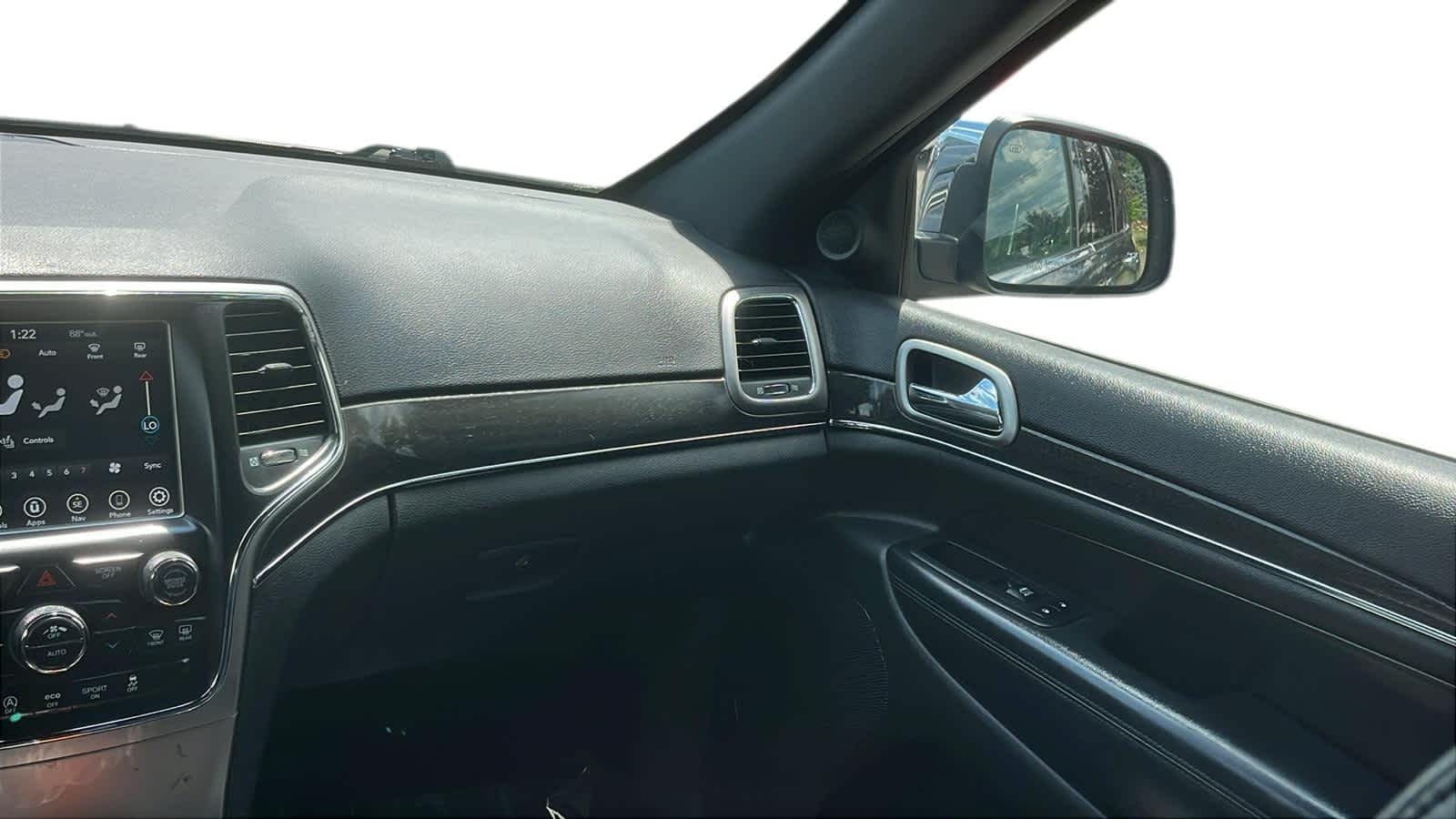 used 2018 Jeep Grand Cherokee car