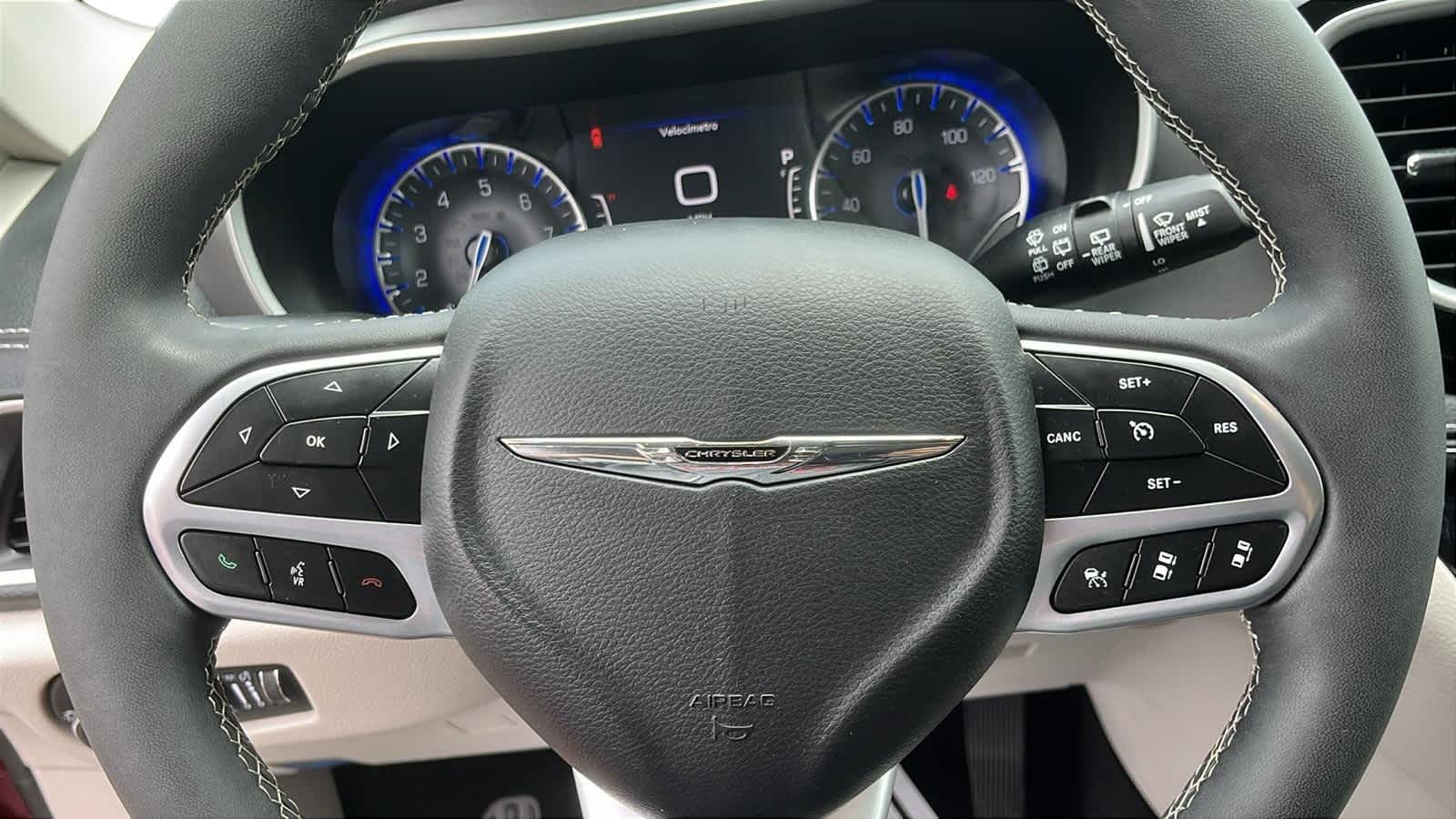 used 2023 Chrysler Pacifica car, priced at $34,401
