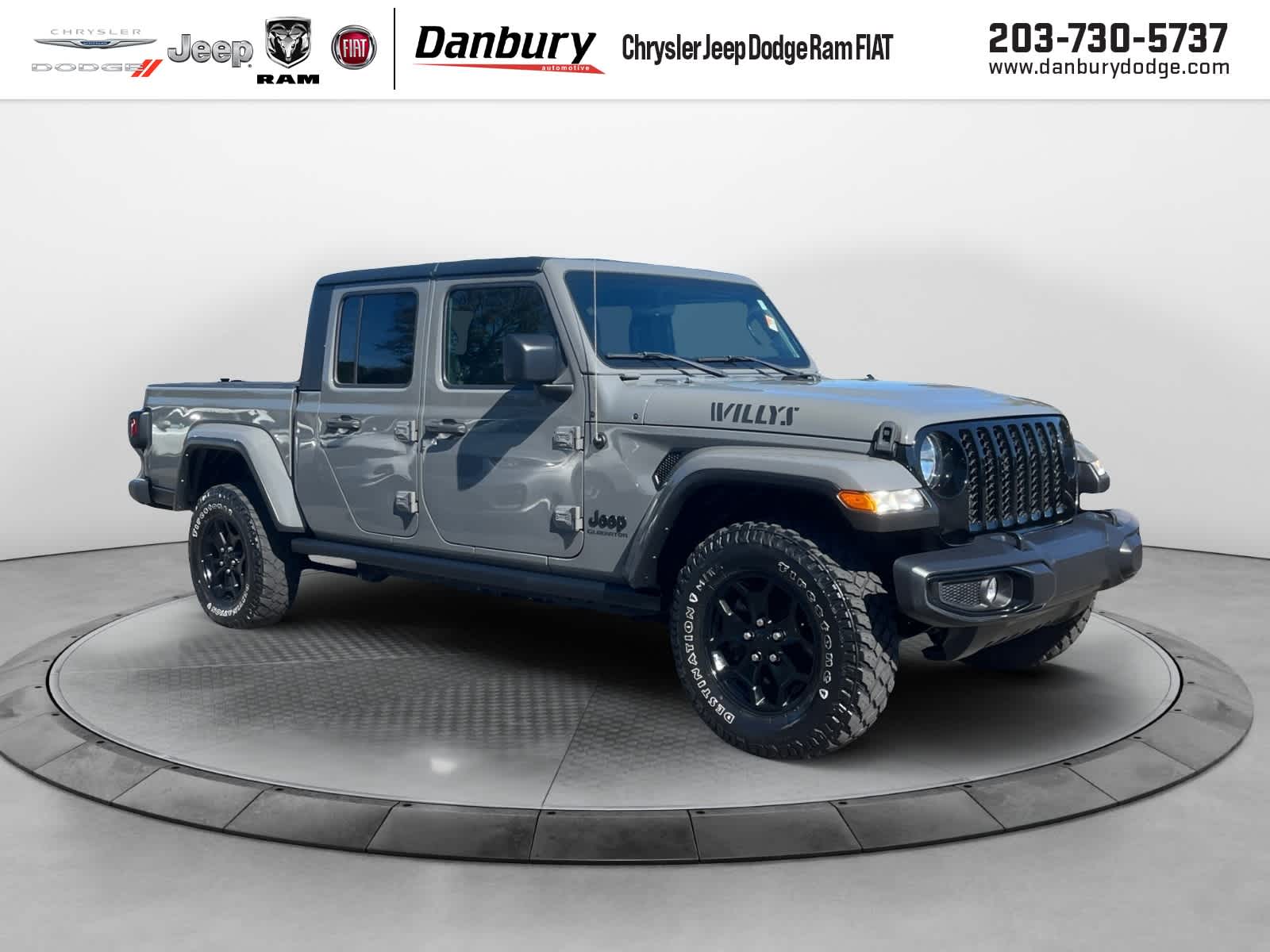used 2022 Jeep Gladiator car, priced at $35,682