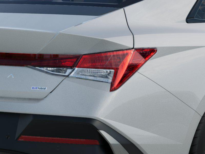 new 2025 Hyundai Elantra Hybrid car