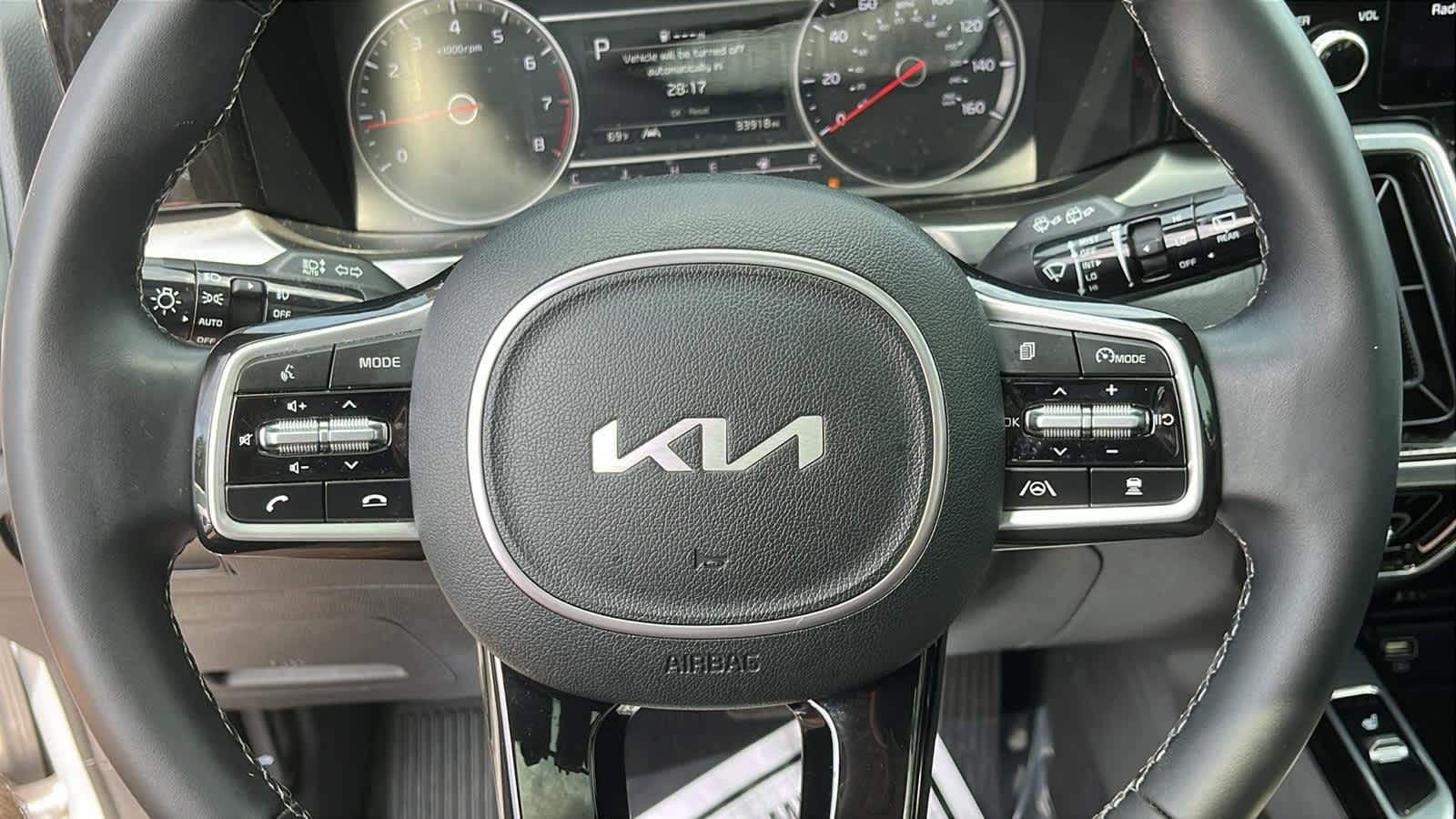used 2022 Kia Sorento car, priced at $32,379
