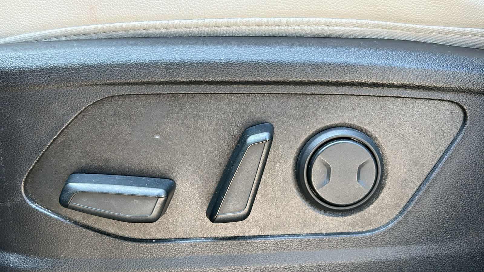 used 2022 Hyundai Tucson car, priced at $25,702