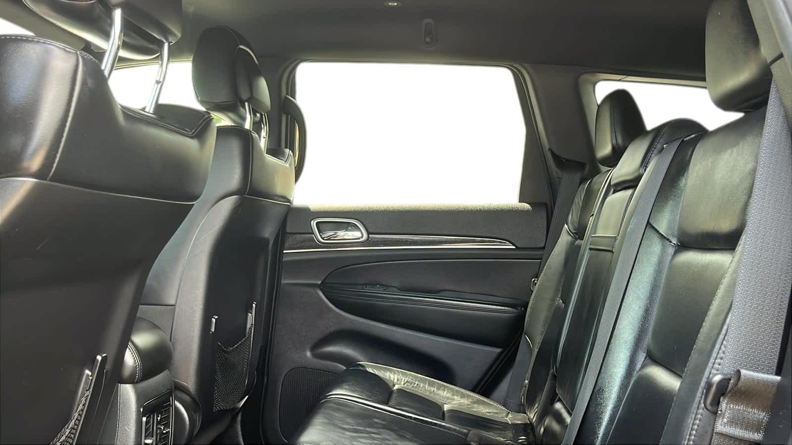 used 2018 Jeep Grand Cherokee car