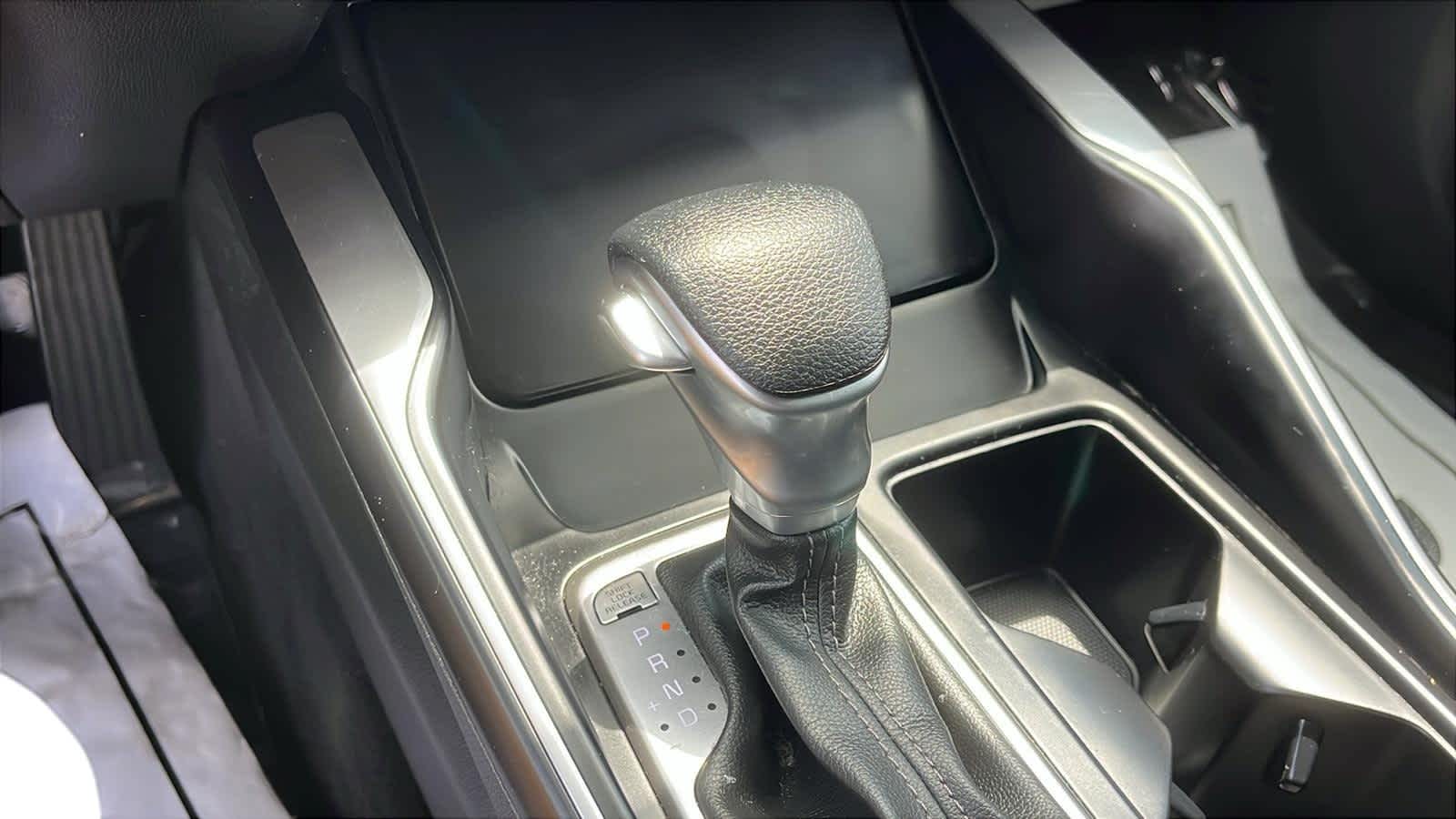 used 2022 Kia Sorento car, priced at $26,983