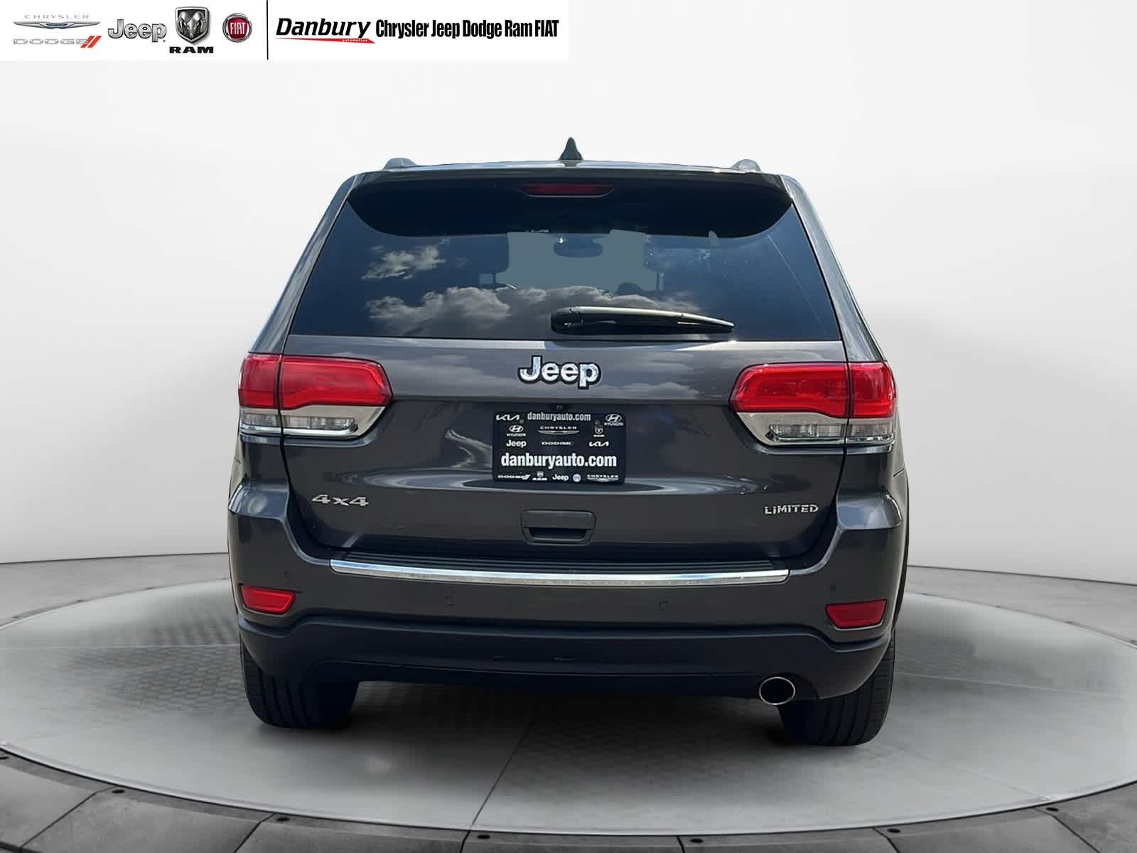 used 2018 Jeep Grand Cherokee car