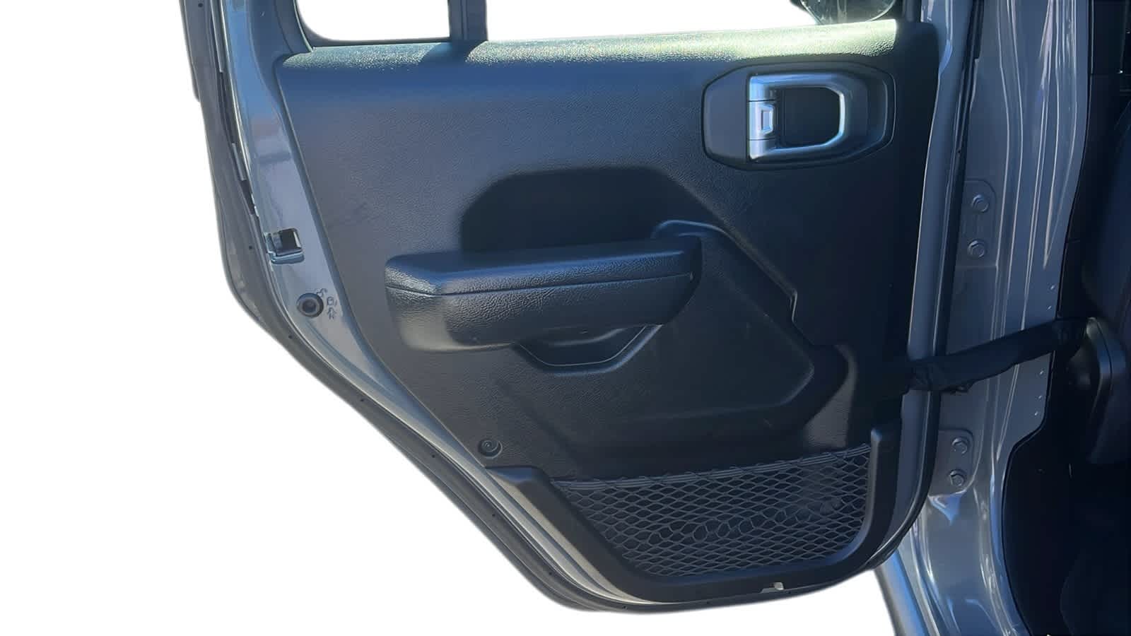 used 2022 Jeep Gladiator car, priced at $35,682