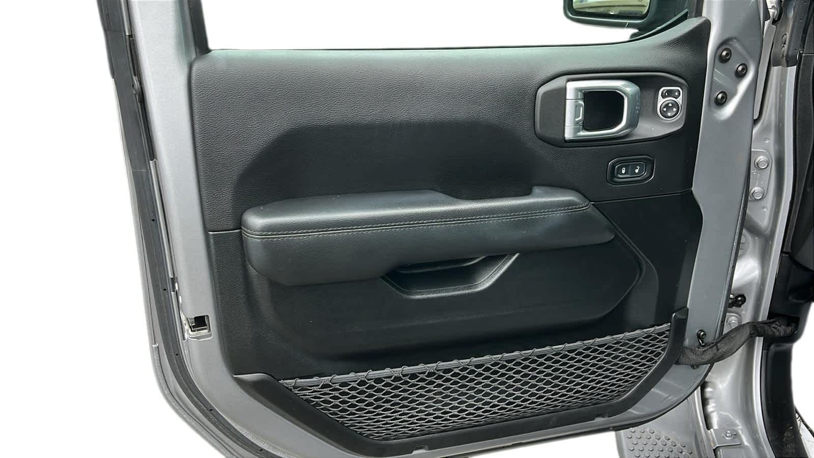 used 2021 Jeep Wrangler car, priced at $35,994