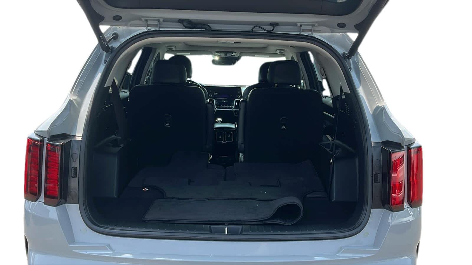 used 2023 Kia Sorento car, priced at $31,468