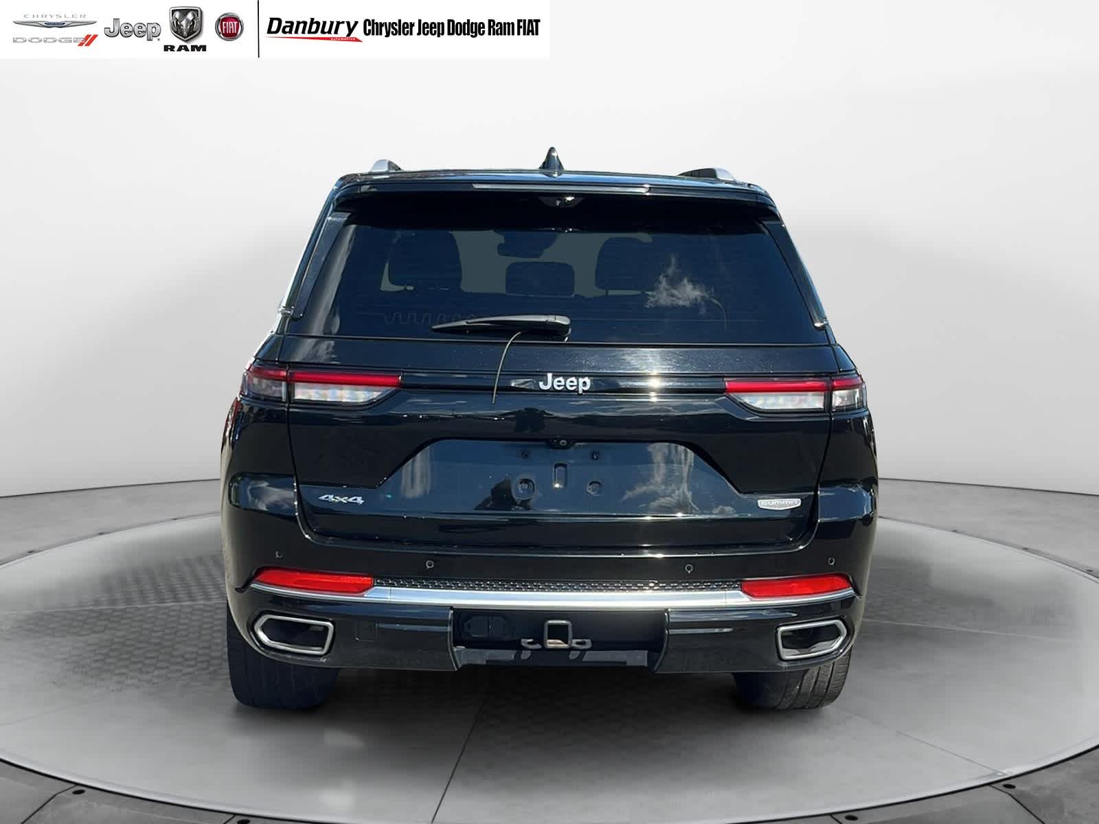used 2022 Jeep Grand Cherokee car, priced at $43,503