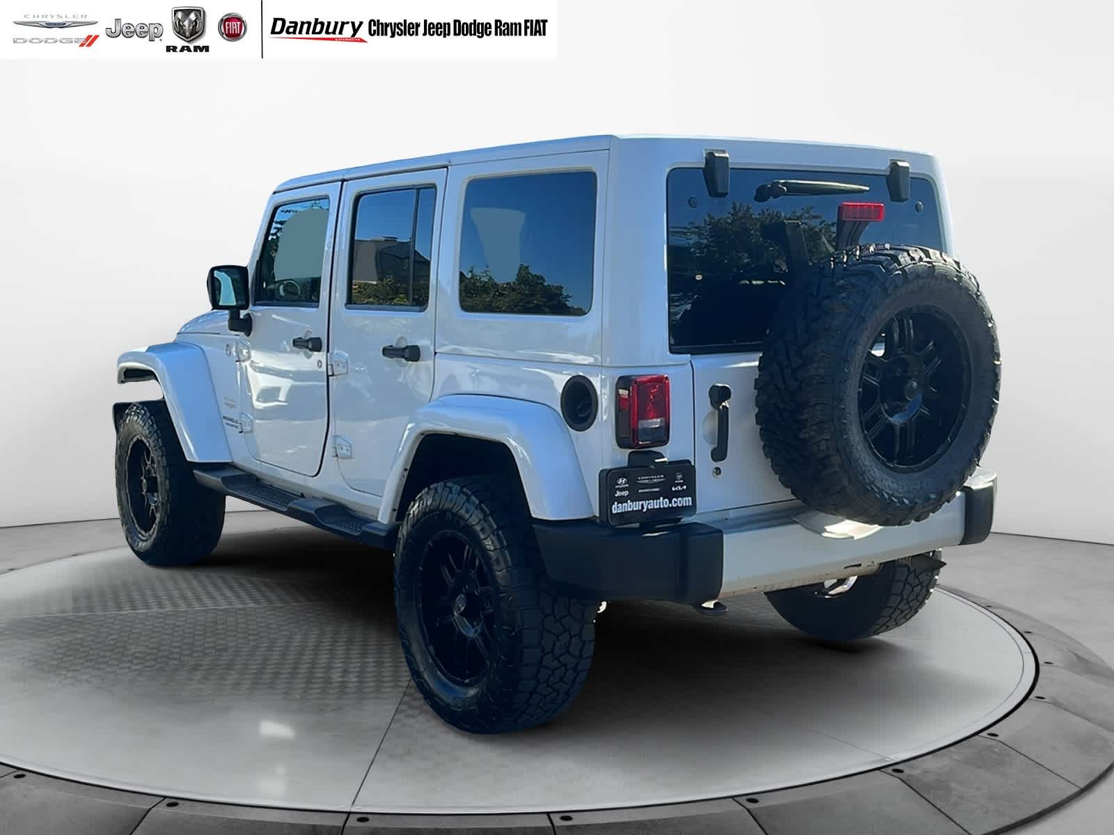 used 2014 Jeep Wrangler Unlimited car, priced at $15,942