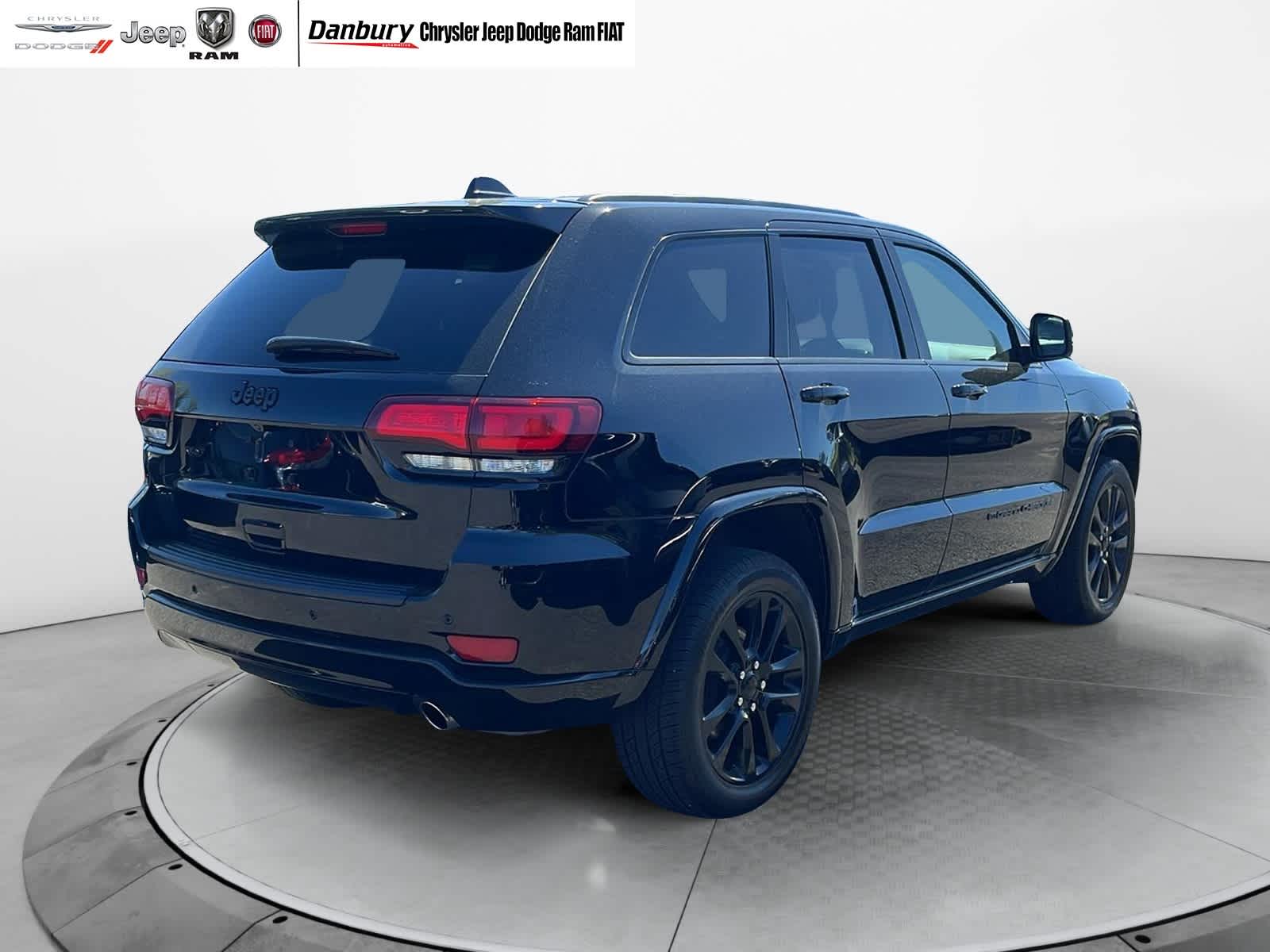 used 2022 Jeep Grand Cherokee WK car, priced at $29,792