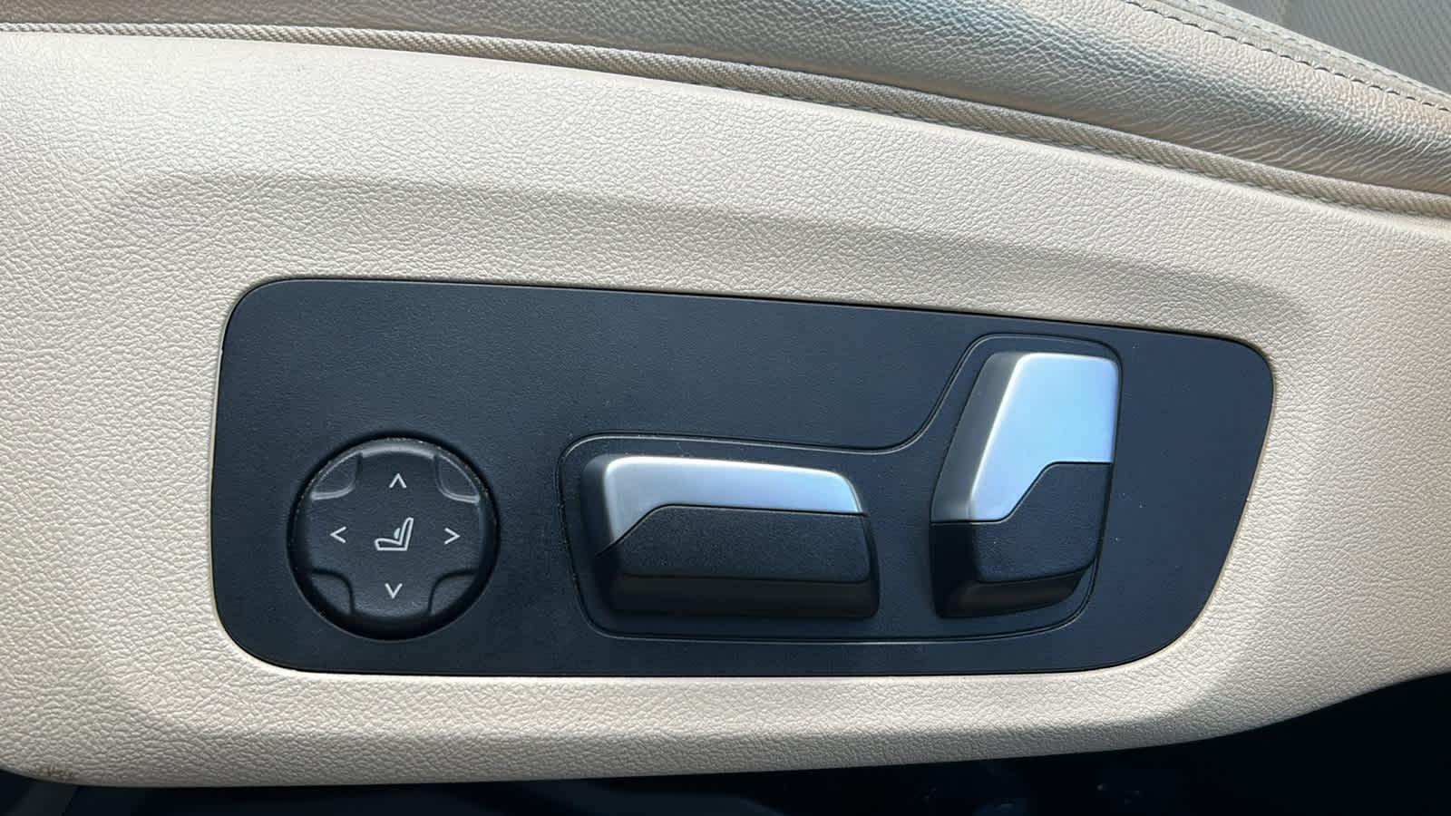 used 2022 BMW X3 car, priced at $32,707
