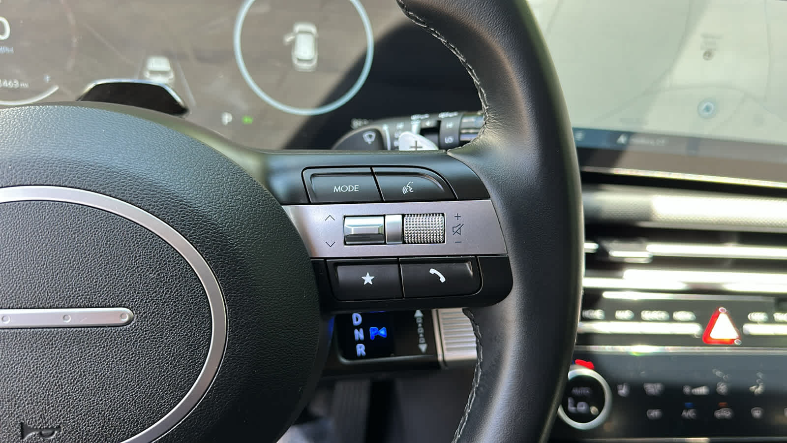 used 2025 Hyundai Tucson Hybrid car, priced at $35,901