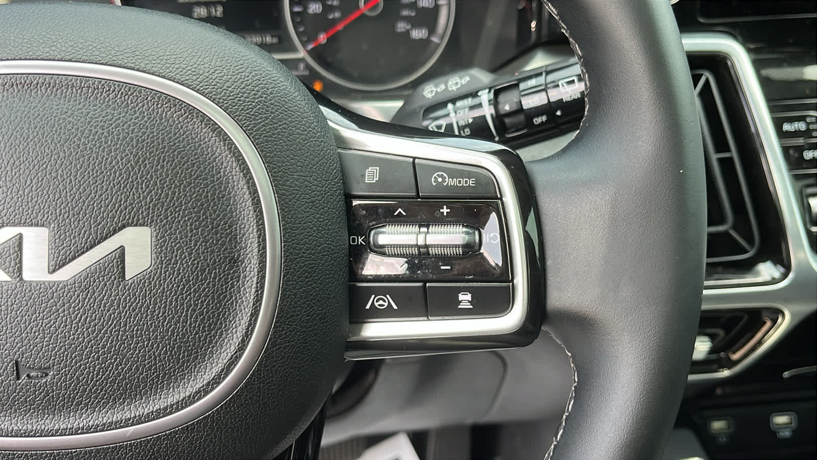 used 2022 Kia Sorento car, priced at $32,379