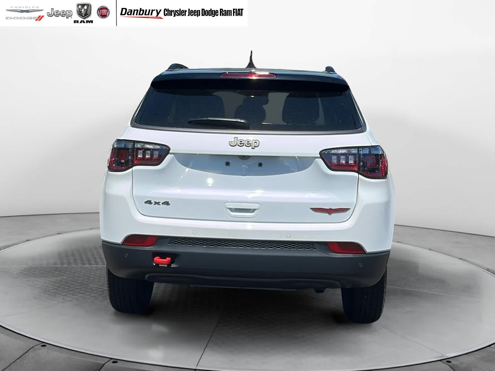 used 2022 Jeep Compass car, priced at $25,891