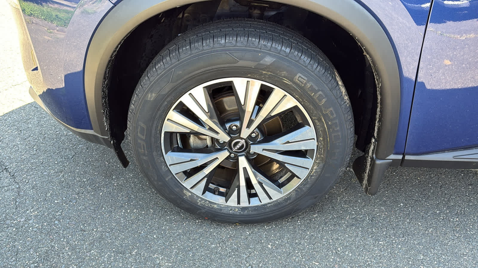 used 2023 Nissan Rogue car, priced at $23,409