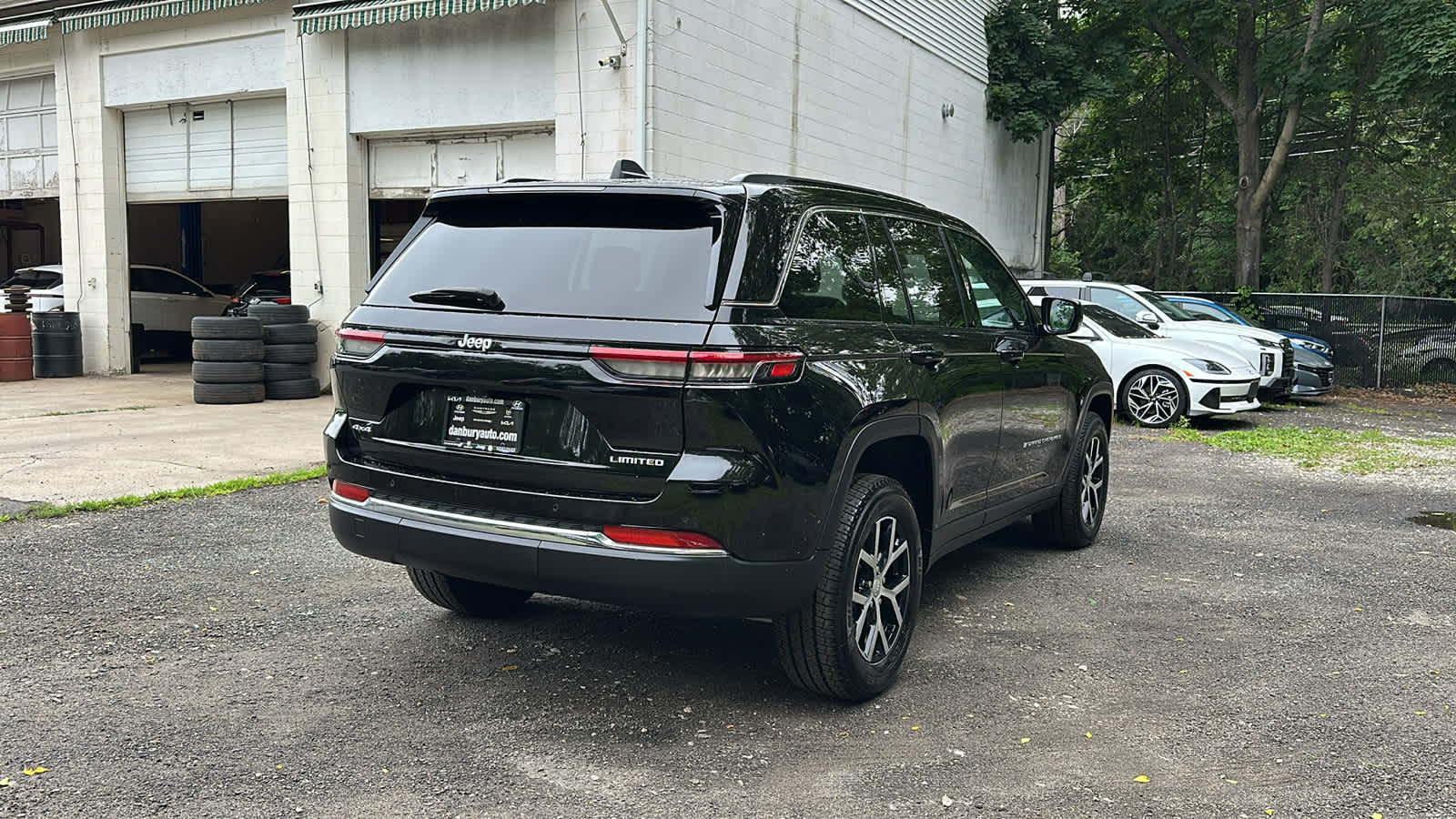 used 2024 Jeep Grand Cherokee car, priced at $38,807
