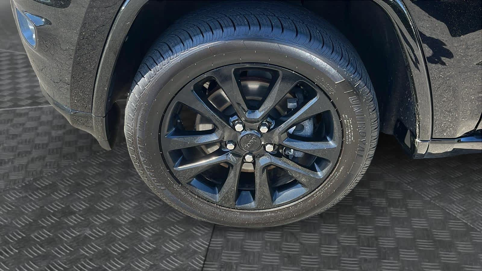 used 2022 Jeep Grand Cherokee WK car, priced at $29,792