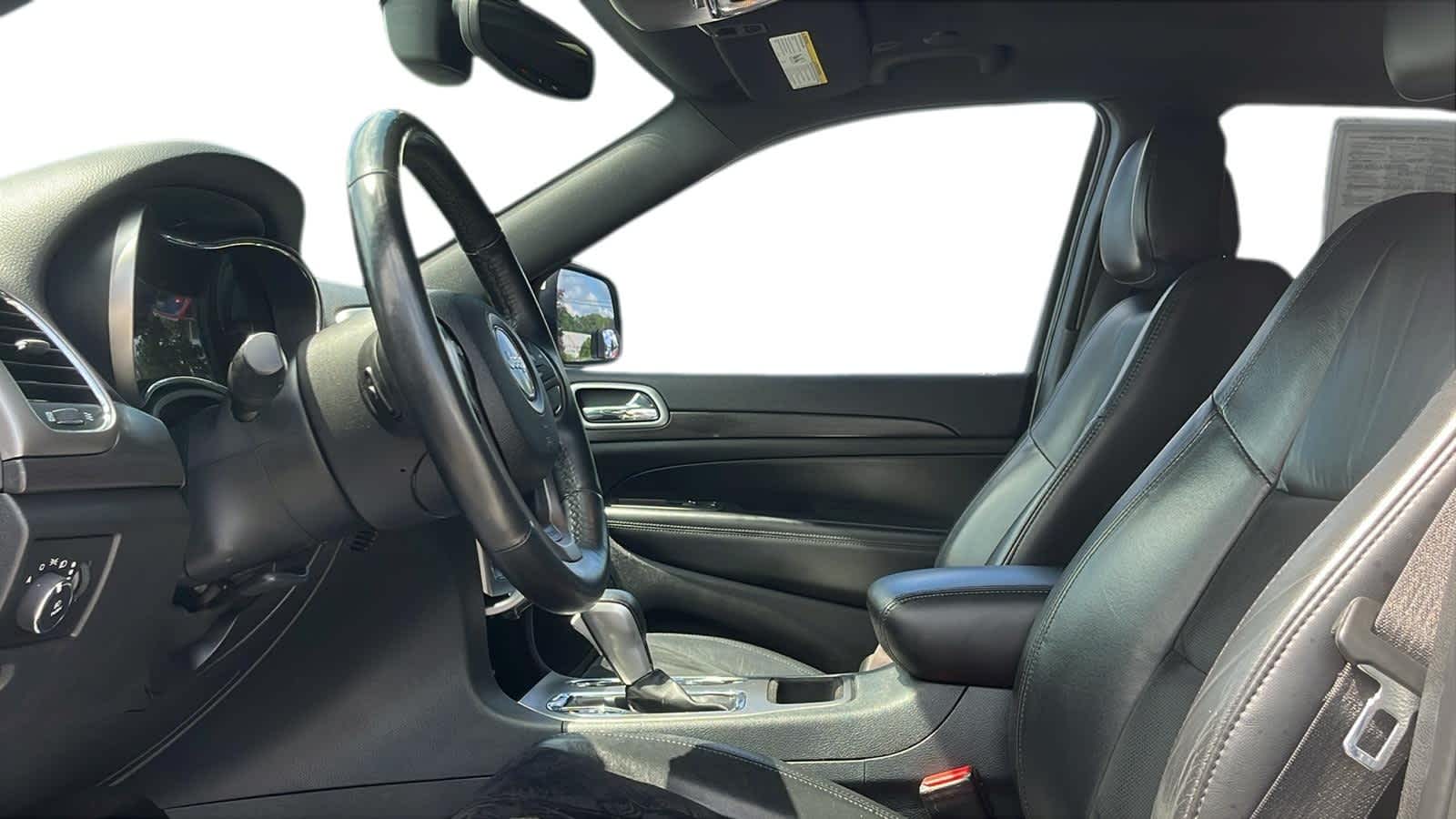 used 2018 Jeep Grand Cherokee car, priced at $17,827