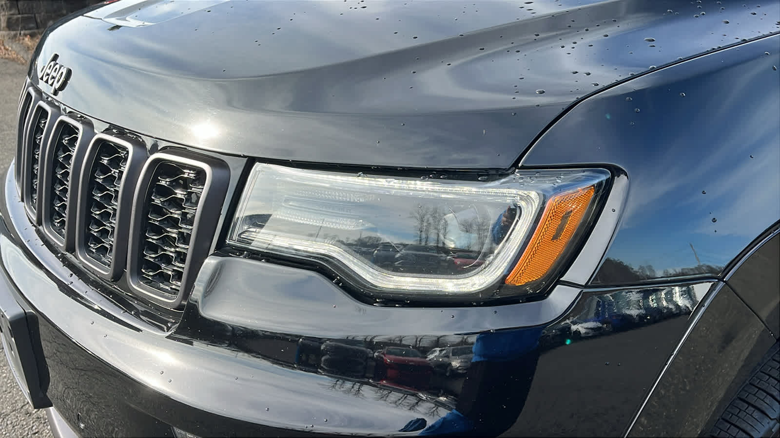 used 2021 Jeep Grand Cherokee car, priced at $28,881
