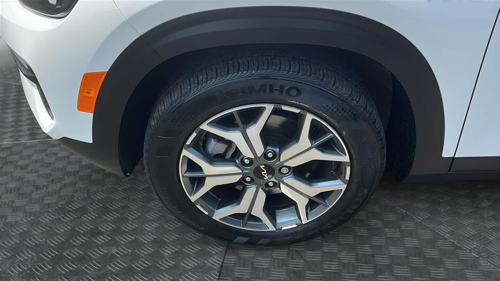 used 2023 Kia Seltos car, priced at $25,856