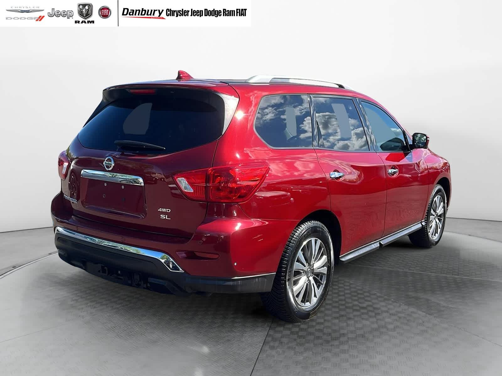 used 2020 Nissan Pathfinder car, priced at $22,346