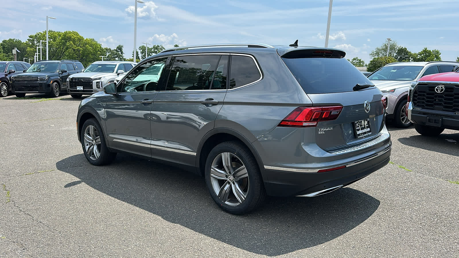 used 2020 Volkswagen Tiguan car, priced at $20,307