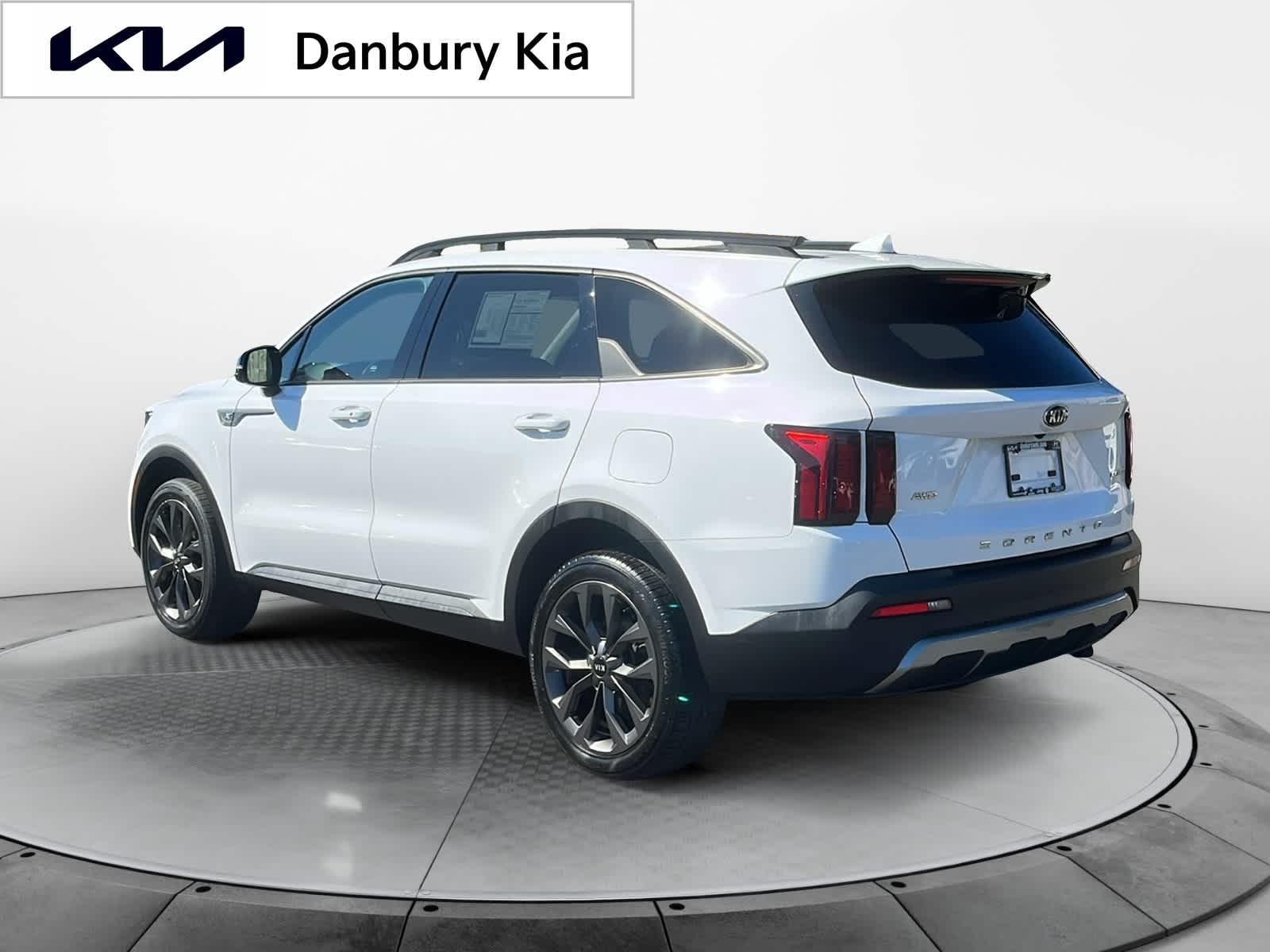 used 2021 Kia Sorento car, priced at $23,947
