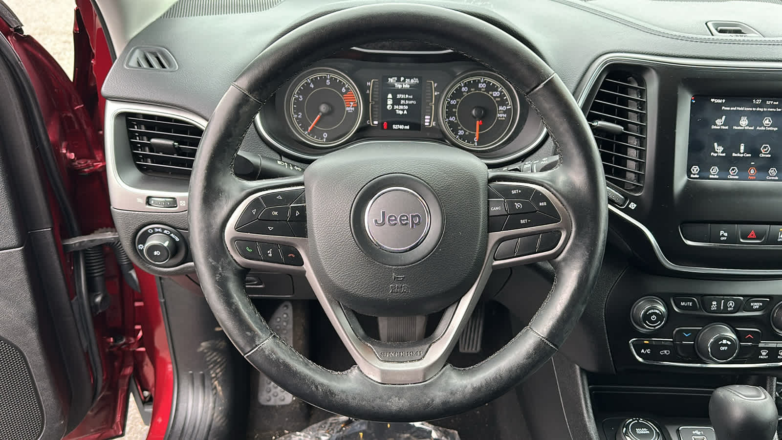 used 2021 Jeep Cherokee car, priced at $19,403