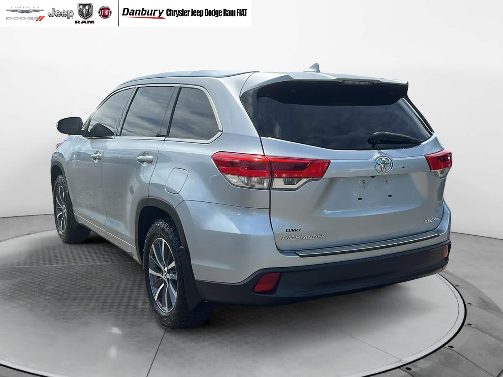 used 2018 Toyota Highlander car
