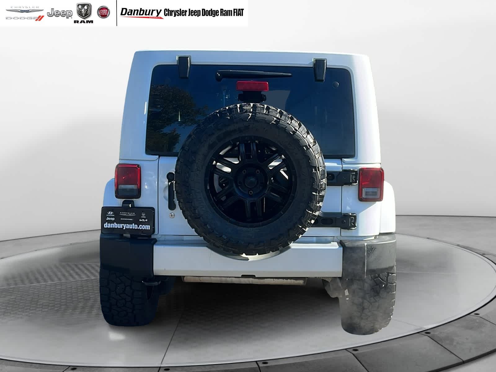 used 2014 Jeep Wrangler Unlimited car, priced at $15,942
