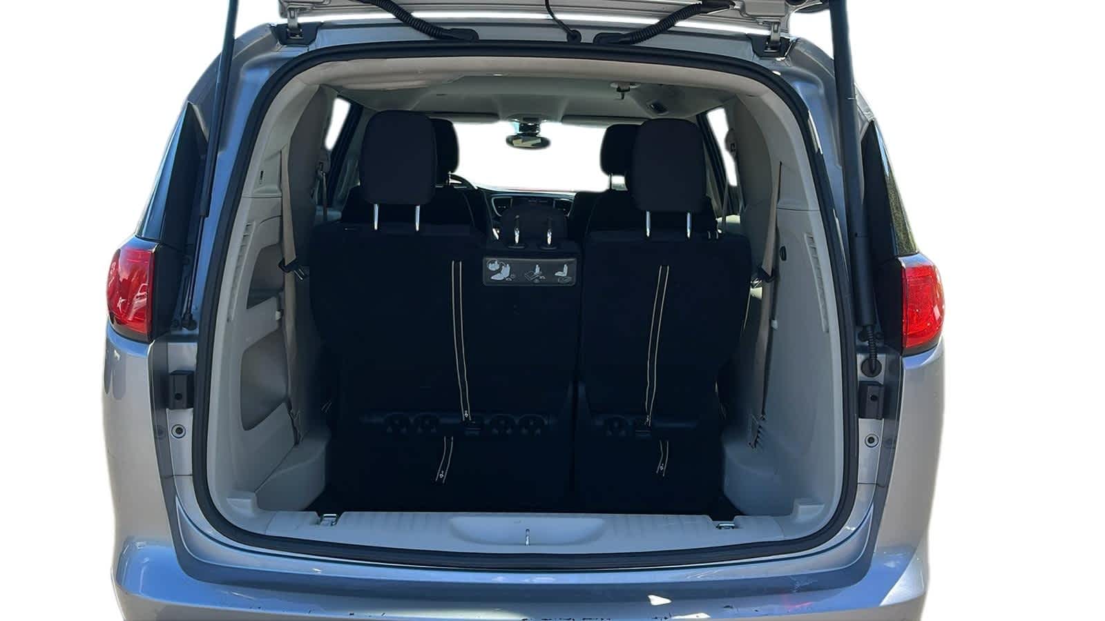 used 2017 Chrysler Pacifica car, priced at $11,977