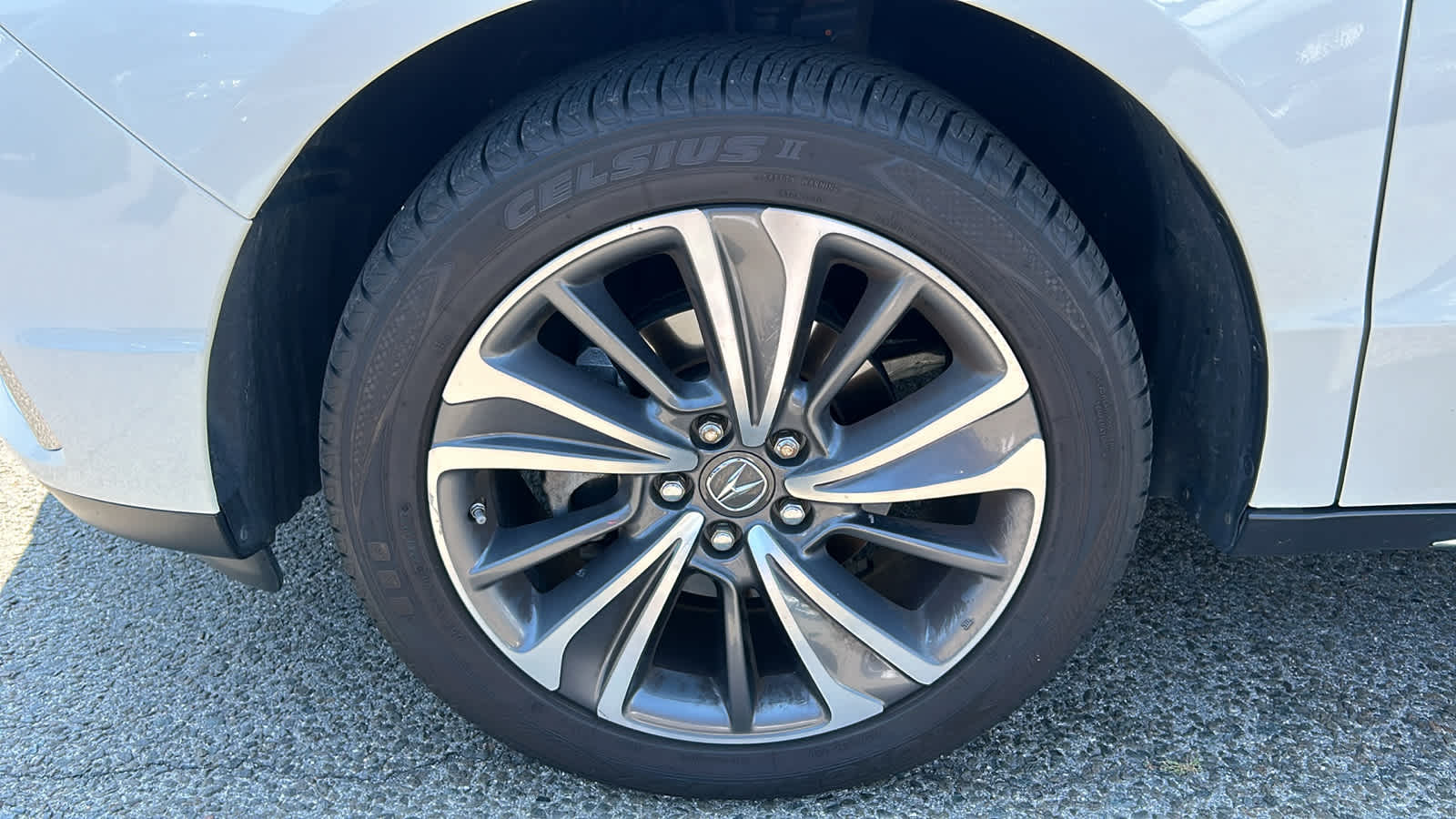 used 2019 Acura MDX car, priced at $21,601
