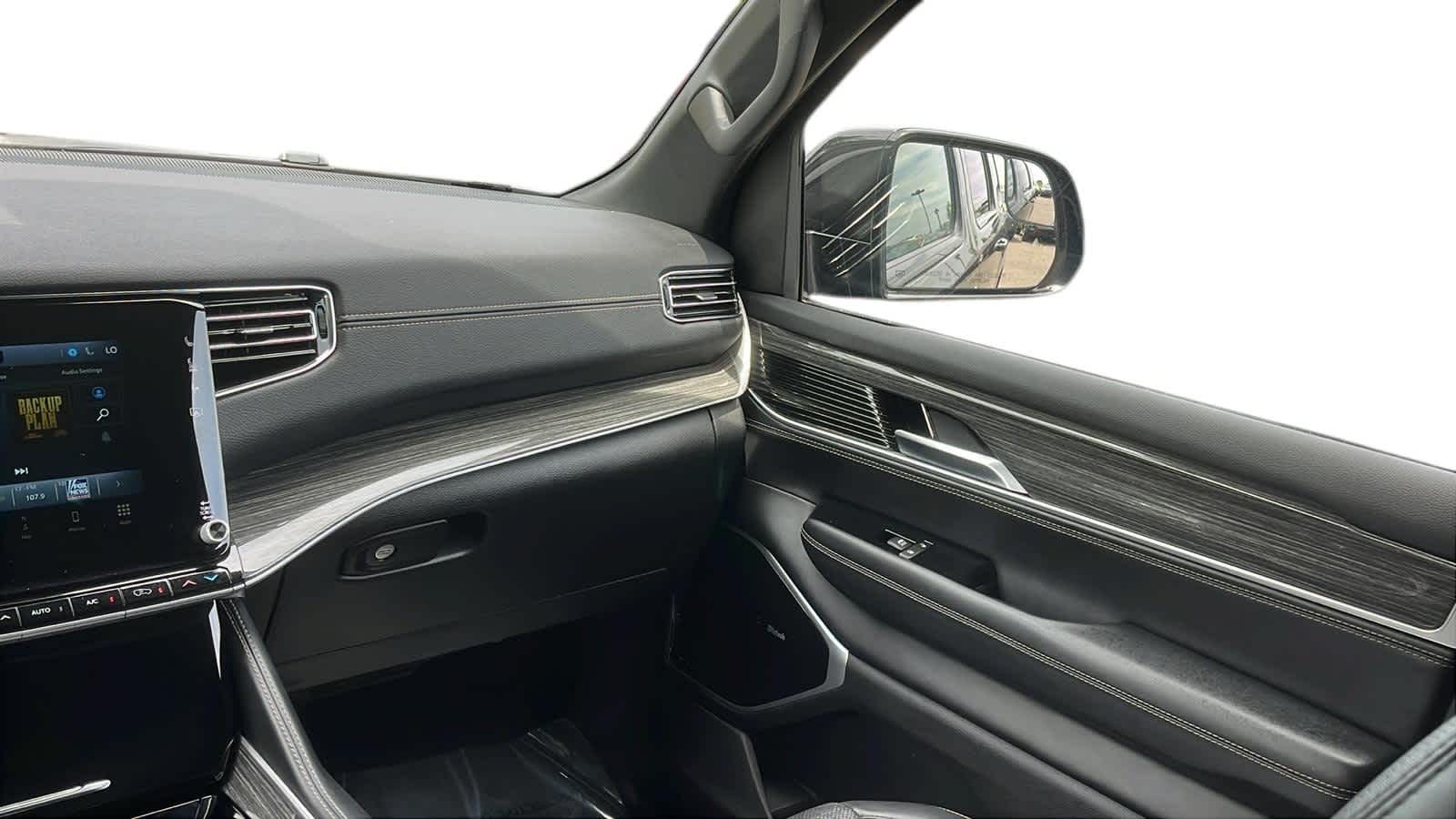 used 2022 Jeep Wagoneer car, priced at $47,924