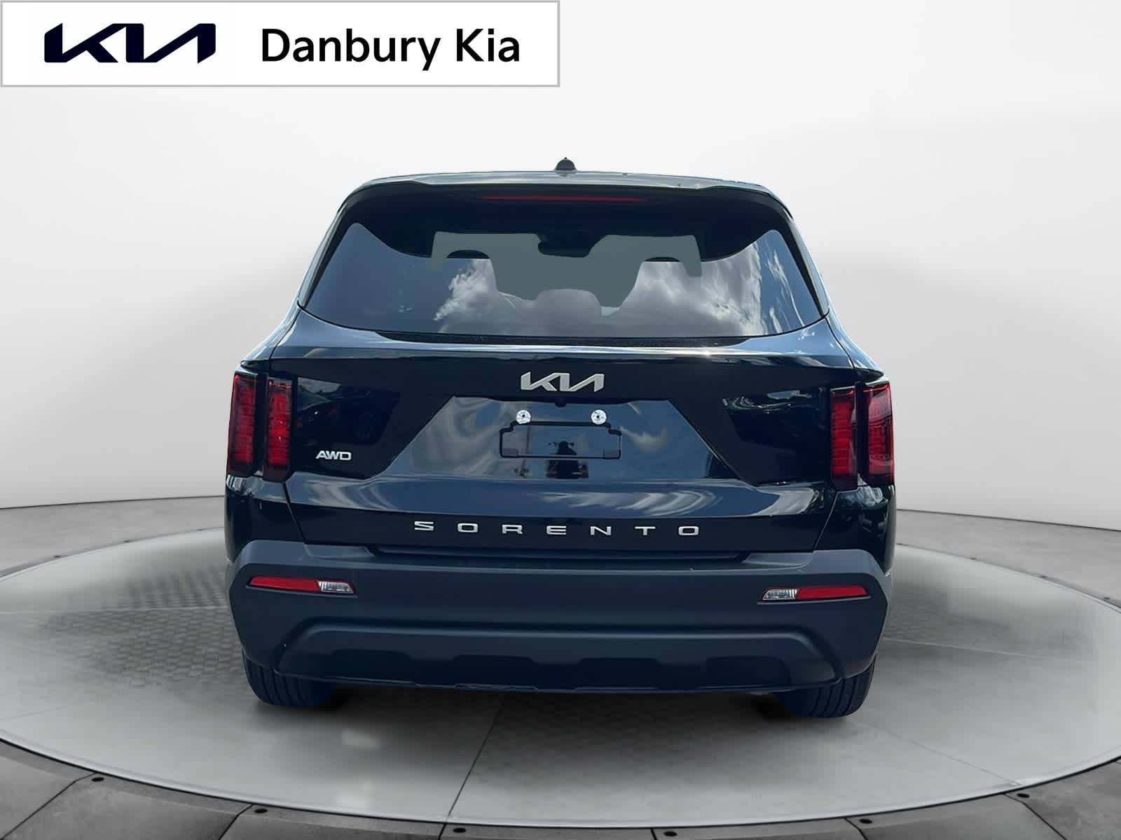 used 2022 Kia Sorento car, priced at $26,983