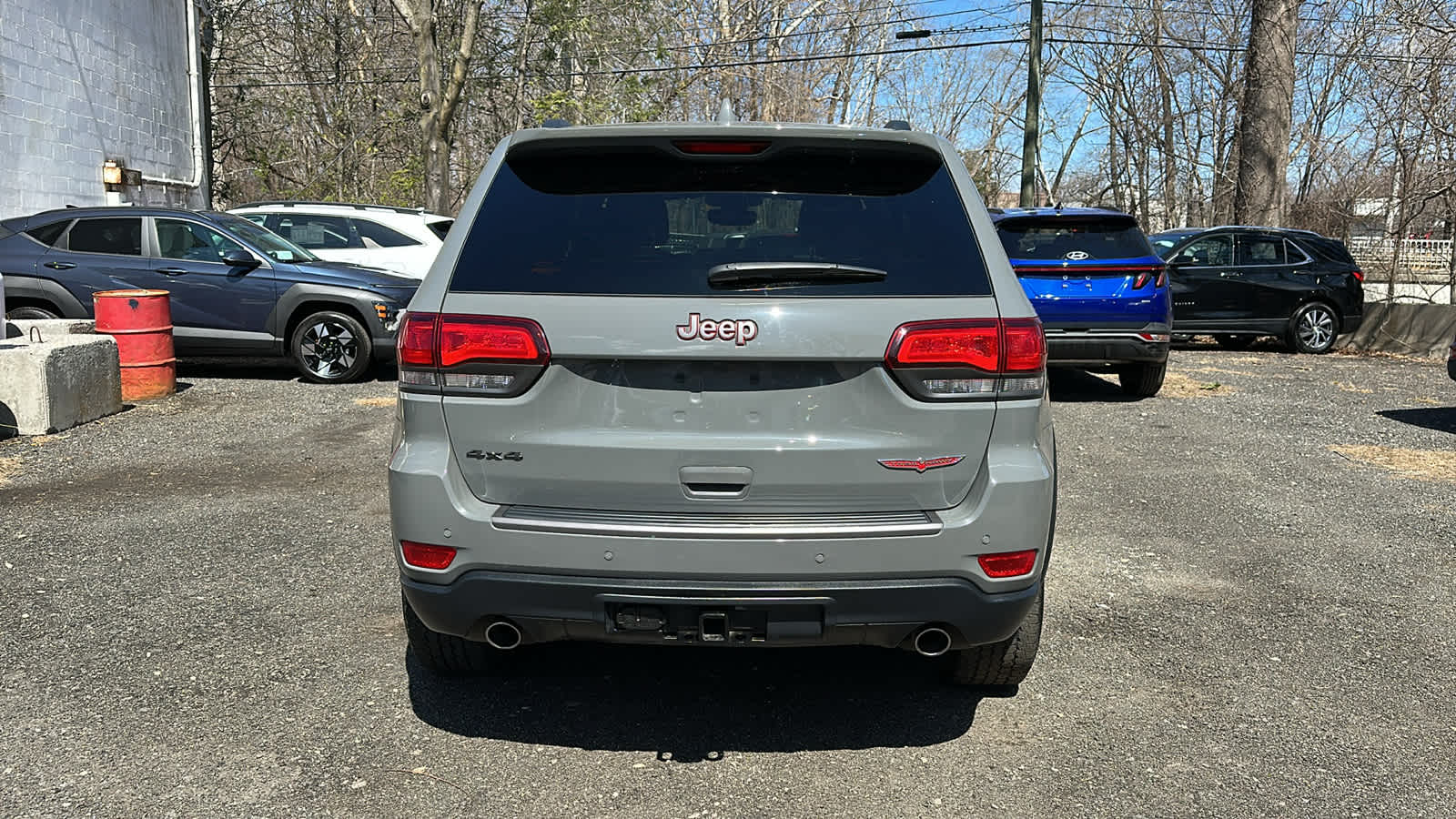 used 2020 Jeep Grand Cherokee car, priced at $28,403