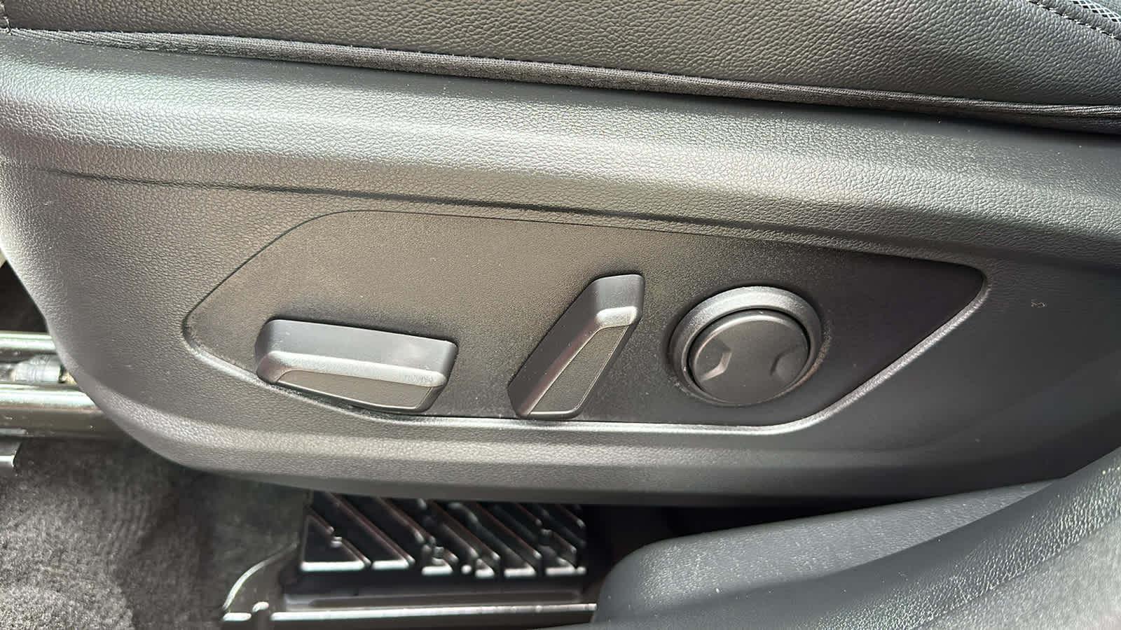 used 2022 Hyundai Tucson car, priced at $27,402