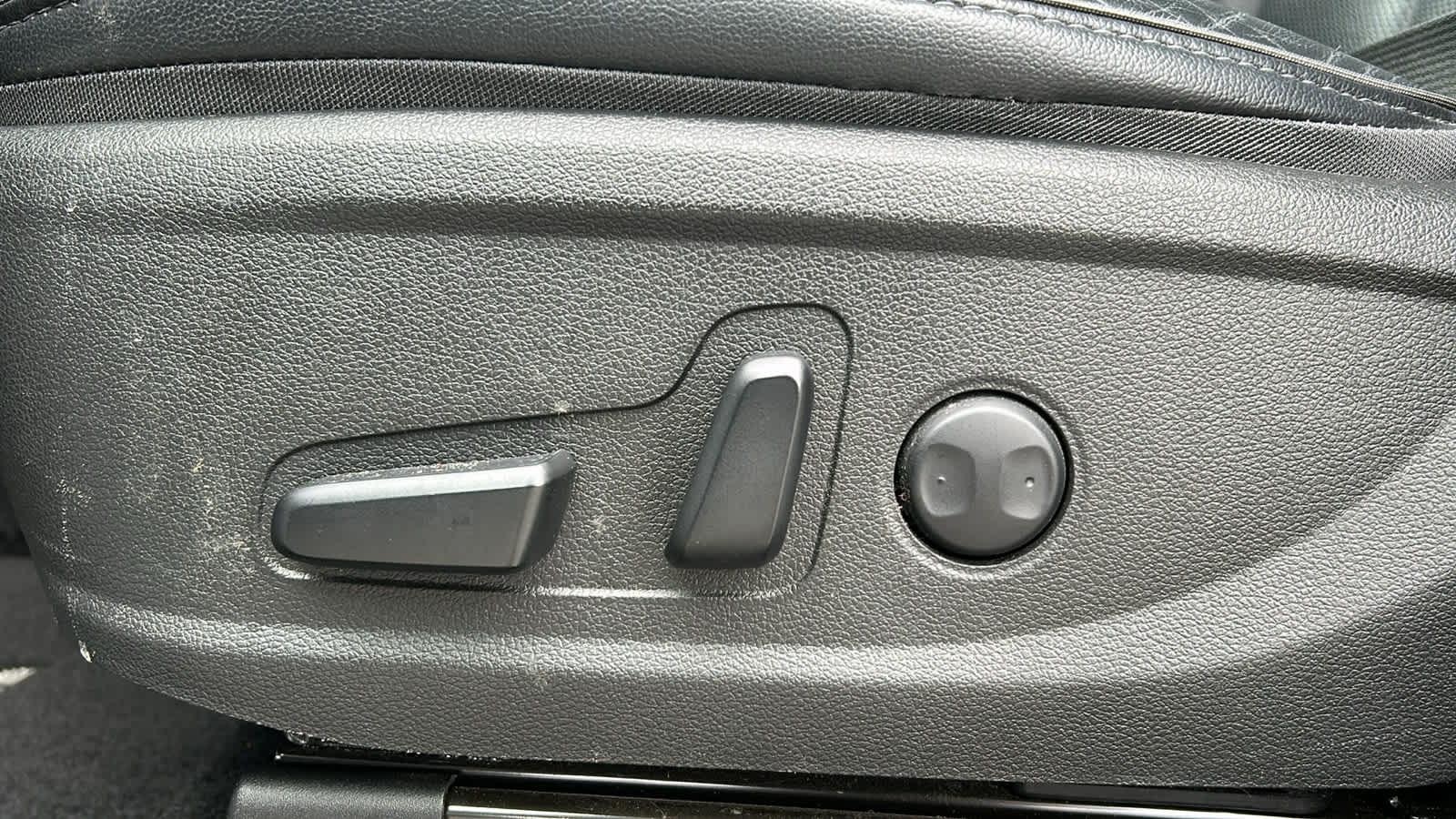 used 2022 Hyundai Santa Fe car, priced at $26,902