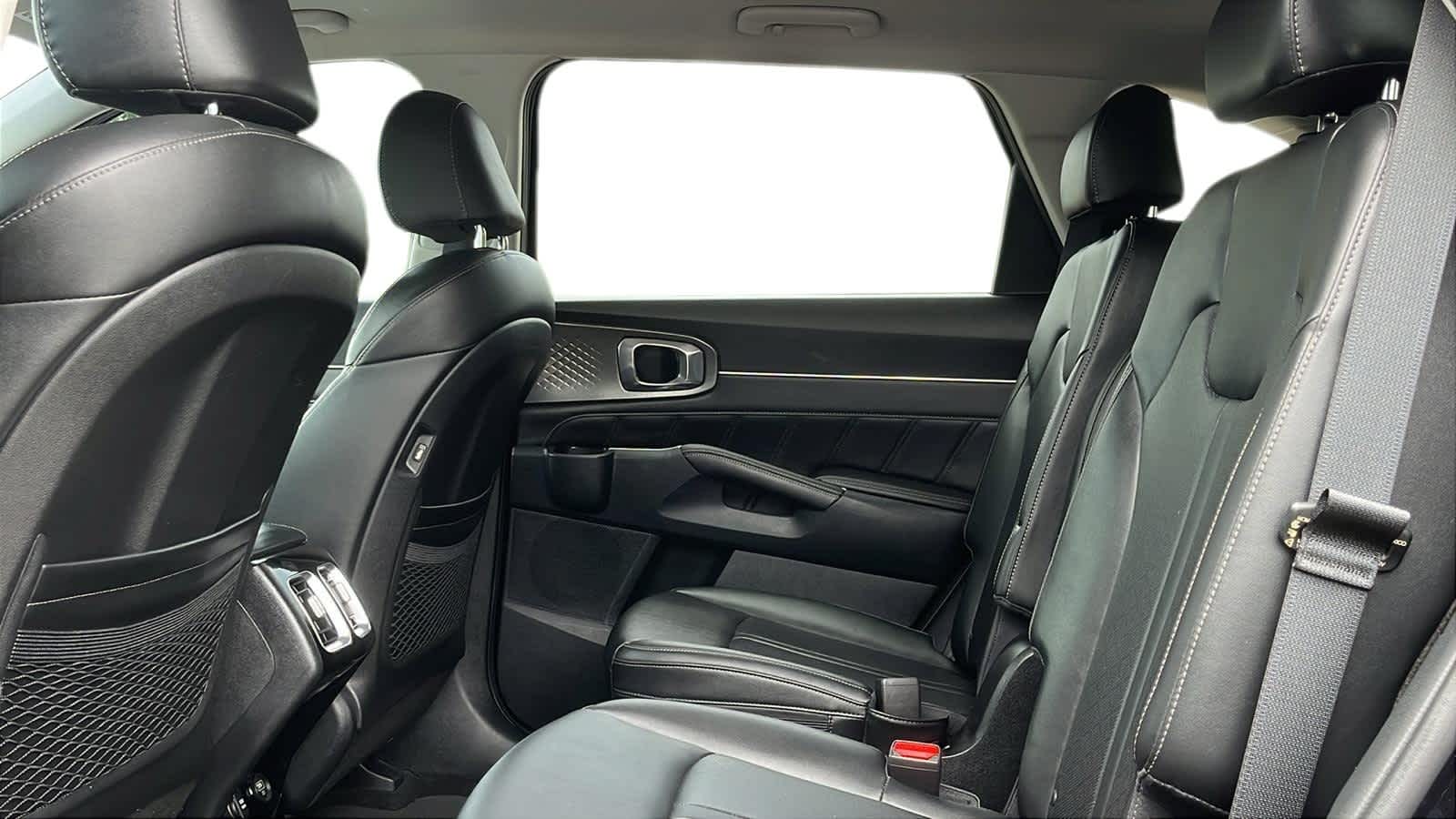 used 2023 Kia Sorento car, priced at $36,464