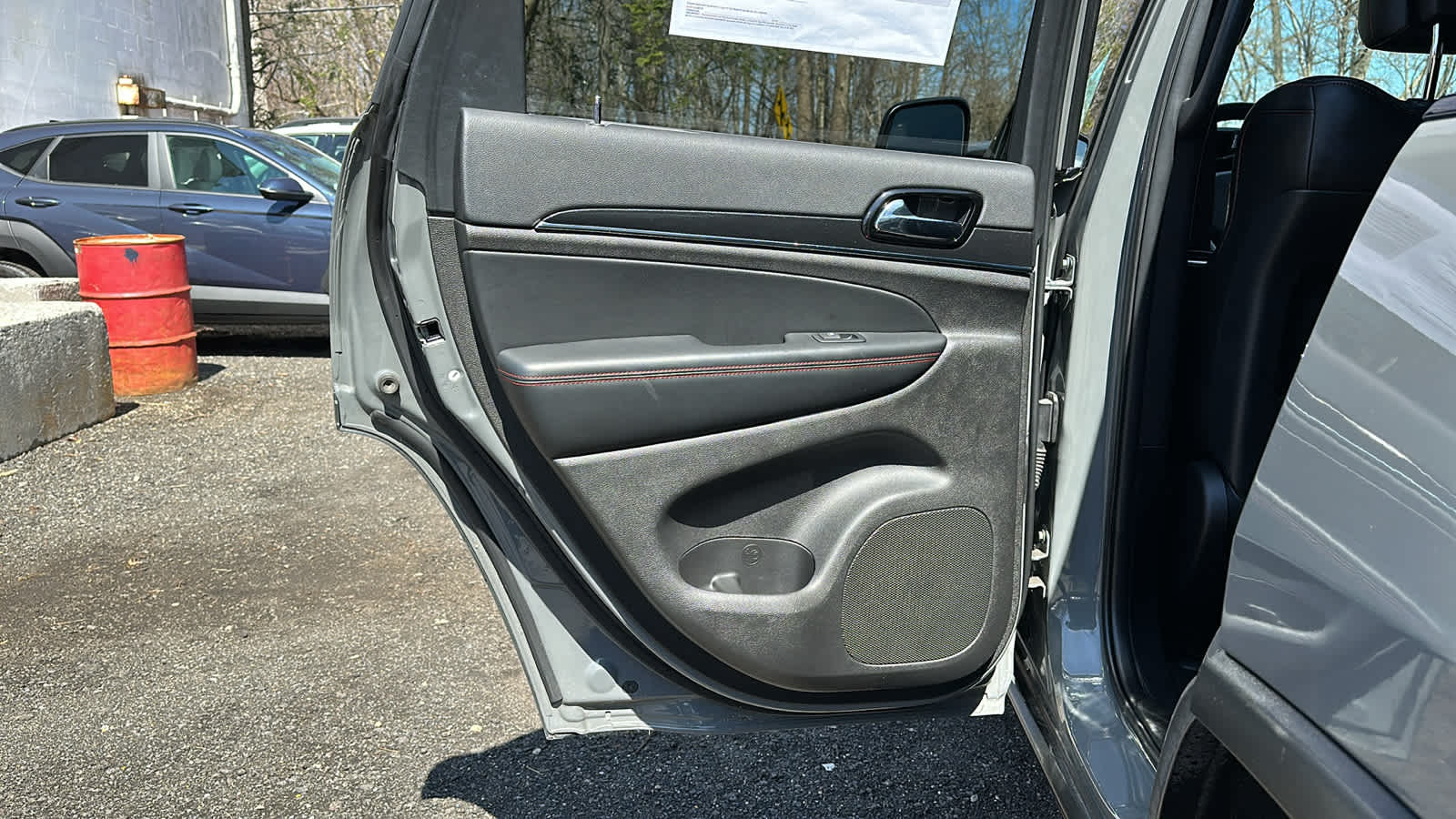 used 2020 Jeep Grand Cherokee car, priced at $28,403