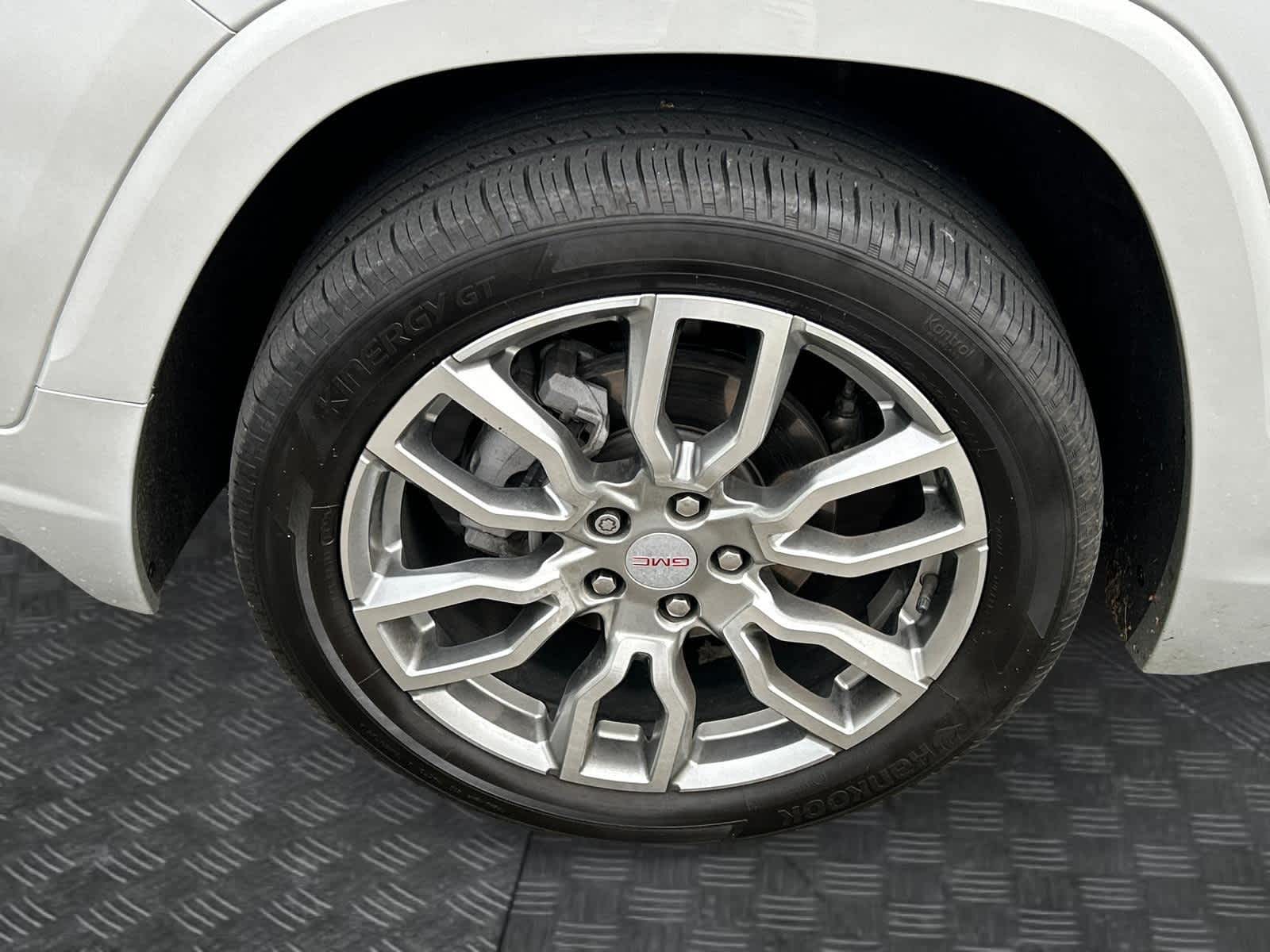 used 2022 GMC Terrain car, priced at $27,871