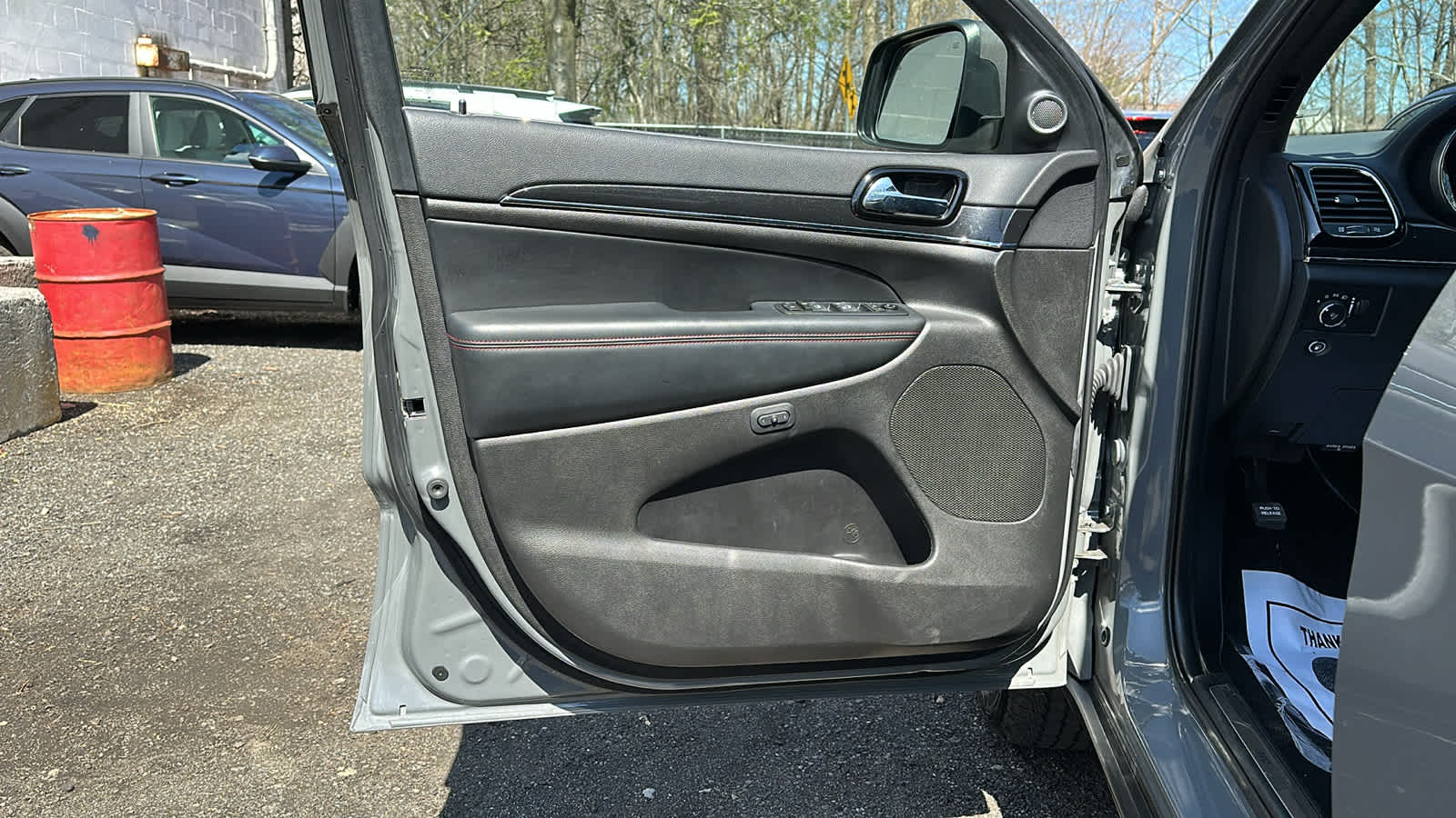 used 2020 Jeep Grand Cherokee car, priced at $28,403