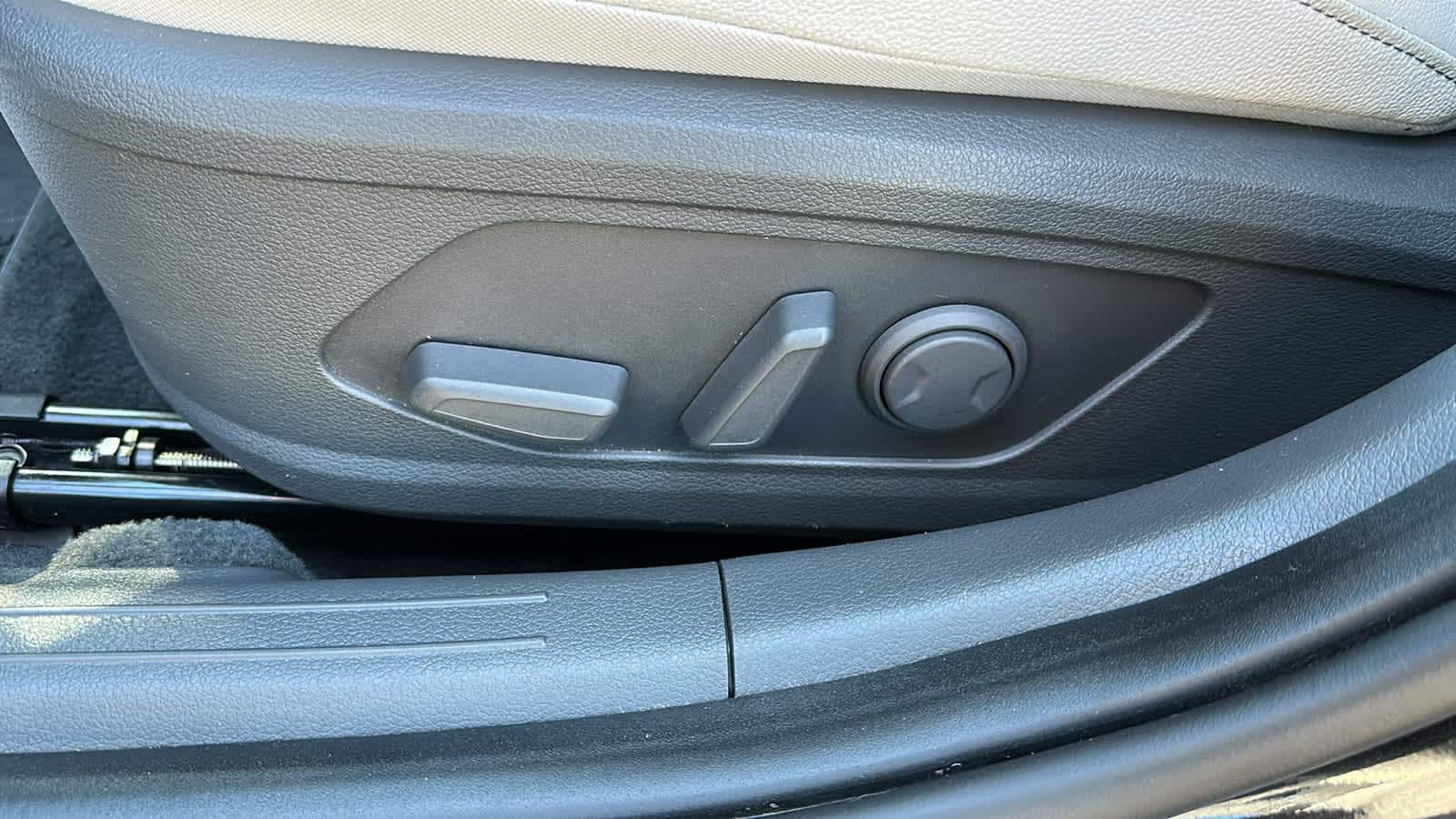 used 2023 Hyundai Sonata Hybrid car, priced at $23,802